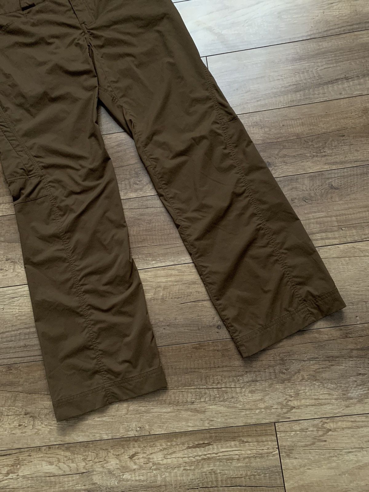 Arc'teryx Arcteryx Brown Nylon Pants Womens Vintage Size 32" / US 10 / IT 46 - 5 Thumbnail