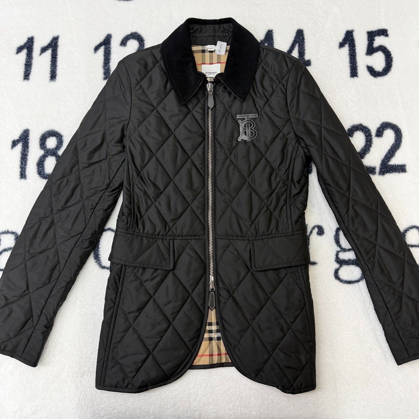 Burberry Burberry Black Diamond-Quilted Coat XS Size XS / US 0-2 / IT 36-38 - 1 Thumbnail