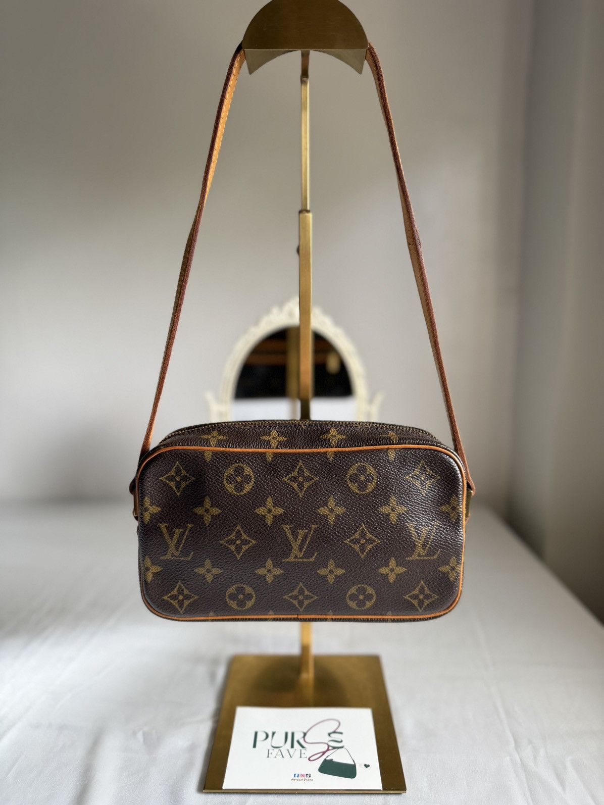 Louis Vuitton Authentic LOUIS VUITTON Cité PM Brown Monogram Shoulder Bag Size ONE SIZE - 4 Thumbnail