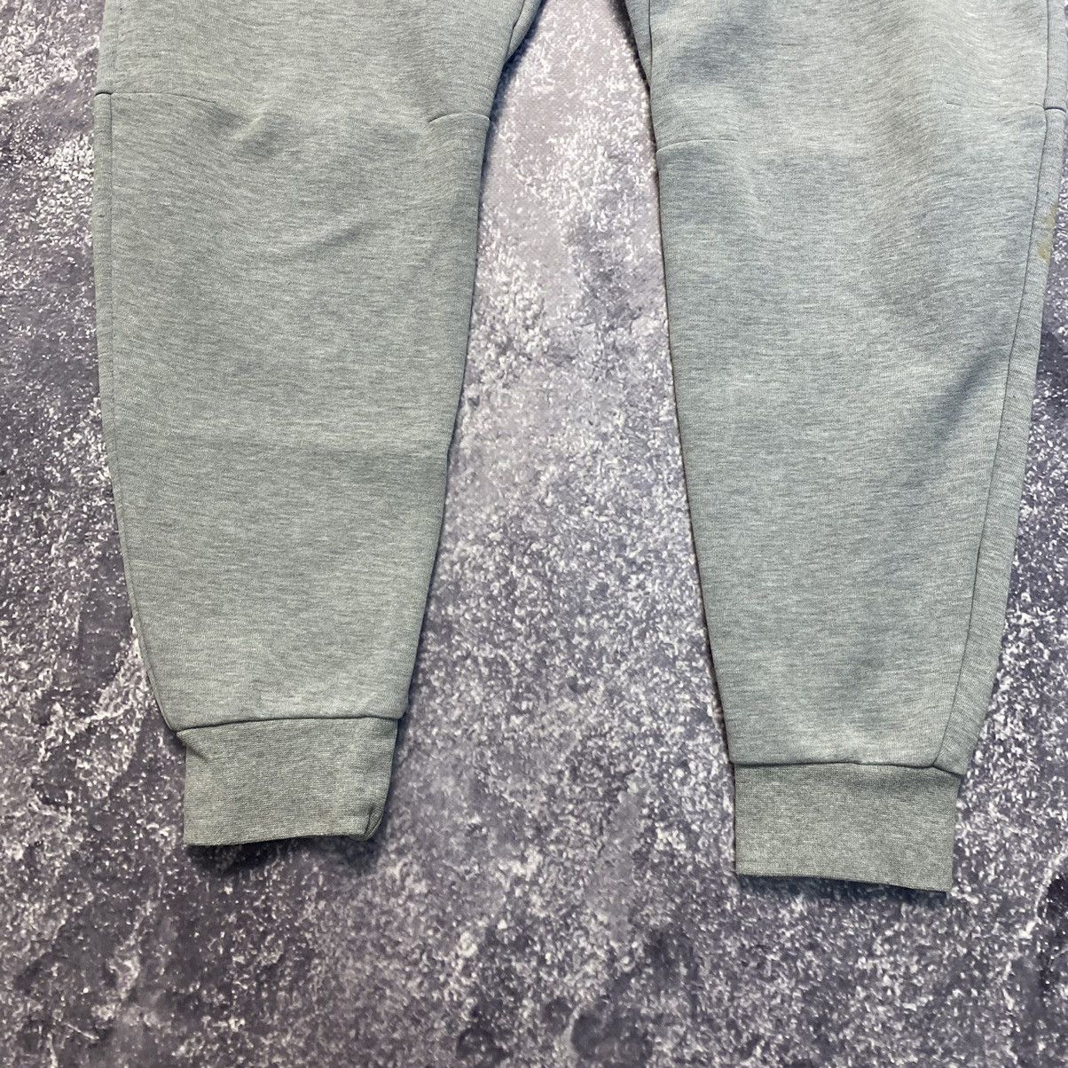 Nike × Vintage Men’s Nike Tech Fleece New Collection Small Logo drill pants Size US 30 / EU 46 - 8 Thumbnail