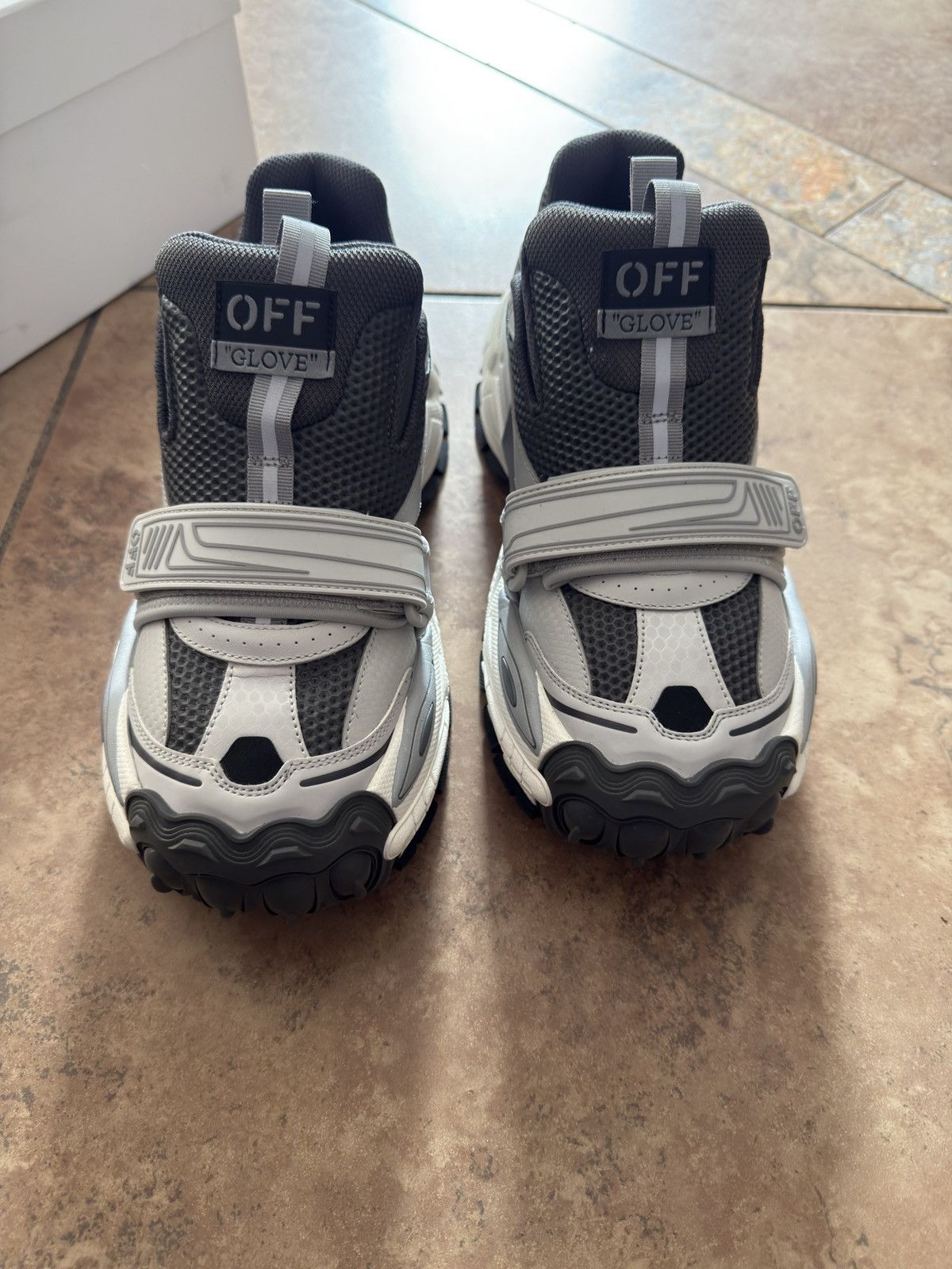 Off-White Off-White Glove Sneaker Size US 9 / EU 42 - 4 Thumbnail