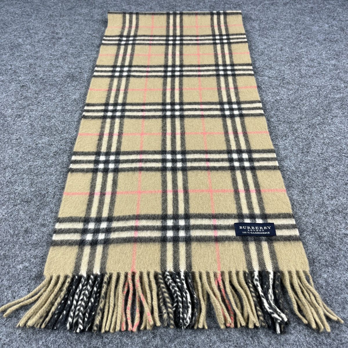 Burberry Burberry Scarf / Muffler / Neckwear T1110 Size ONE SIZE - 1 Thumbnail