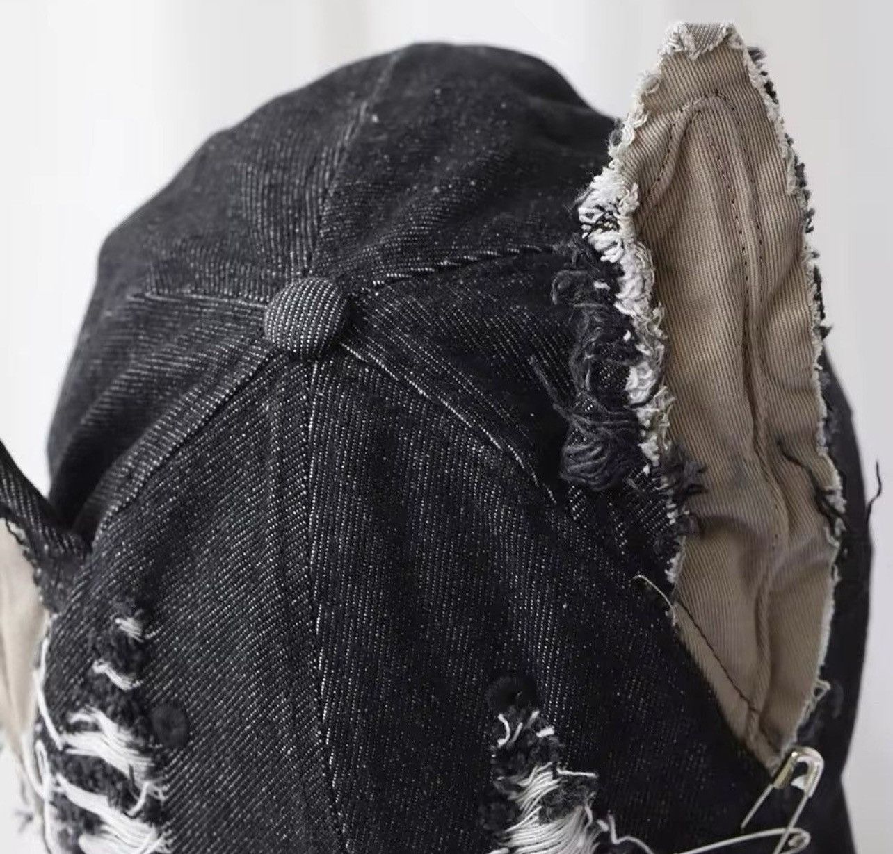 Japanese Brand Rabbit Ears Metal Ring Ripped Denim Baseball Cap Size ONE SIZE - 6 Thumbnail