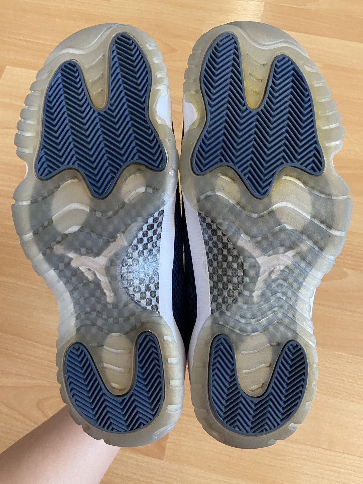 Jordan Brand × Nike Air Jordan 11 Retro Low ‘Navy Snakeskin’ Size US 10 / EU 43 - 7 Thumbnail