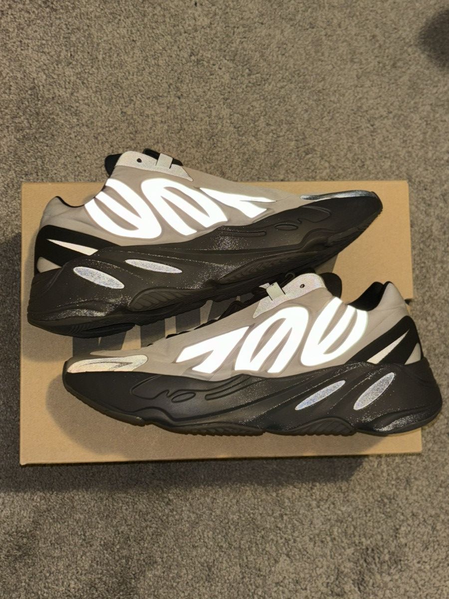 mnvn 700