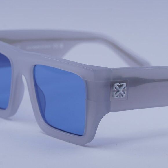 Off-White Off-White OERI149 CHESTER 0945 Sunglasses Grey Square Frame Size ONE SIZE - 4 Thumbnail