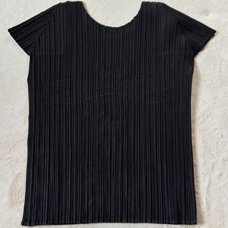 Issey Miyake Issey Miyake size:3 Black pleated insect short-sleeved shi Size L / US 10 / IT 46 - 3 Thumbnail