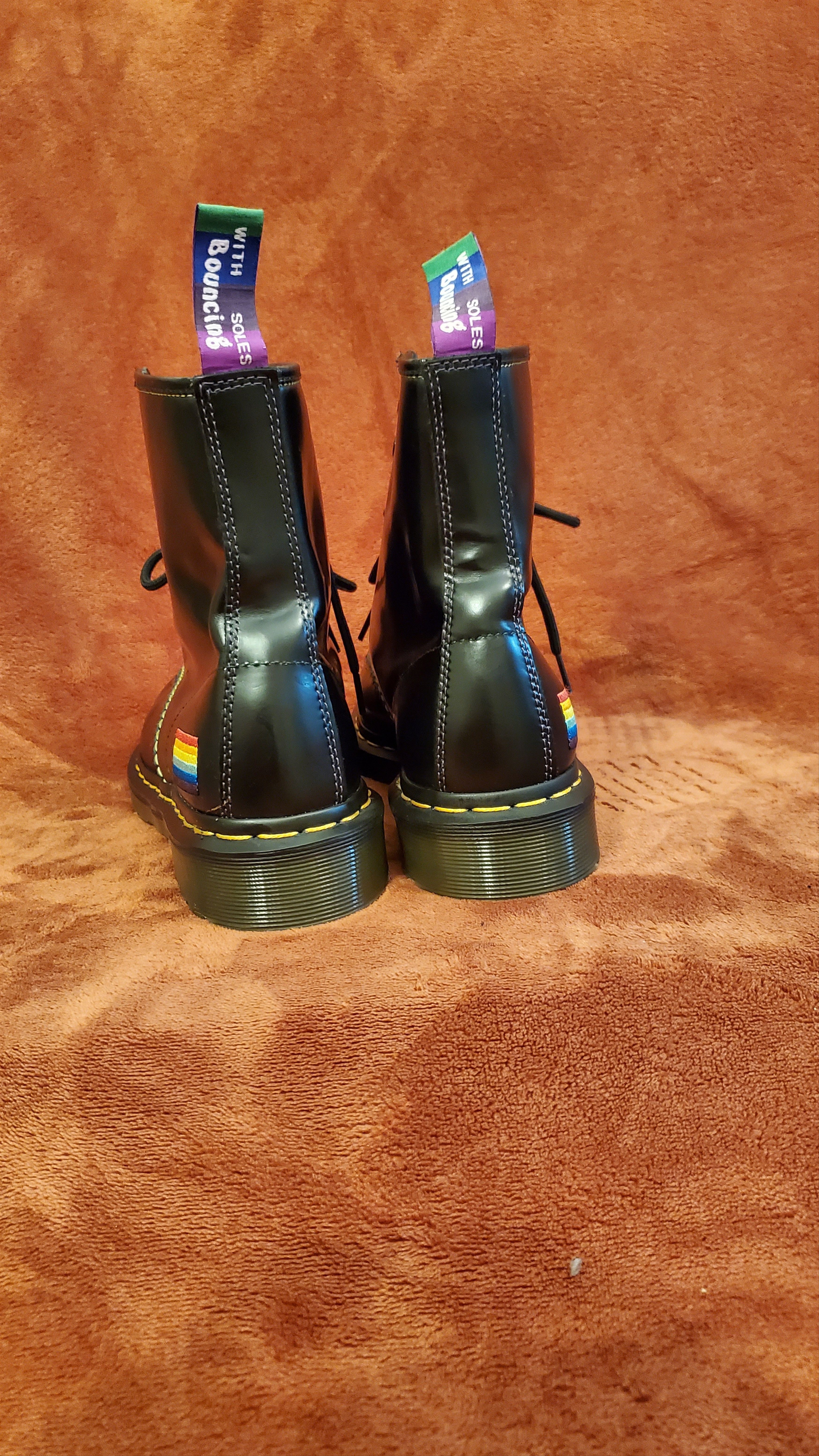 Dr. Martens DR MARTENS BLACK LEATHER PRIDE BOOTS Size US 8 / IT 38 - 7 Thumbnail
