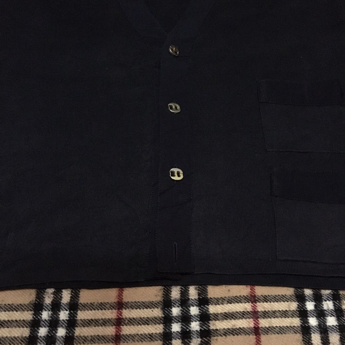 Salvatore Ferragamo SALVATORE FERRAGAMO Button Up Plain Cardigan Size M / US 6-8 / IT 42-44 - 6 Thumbnail