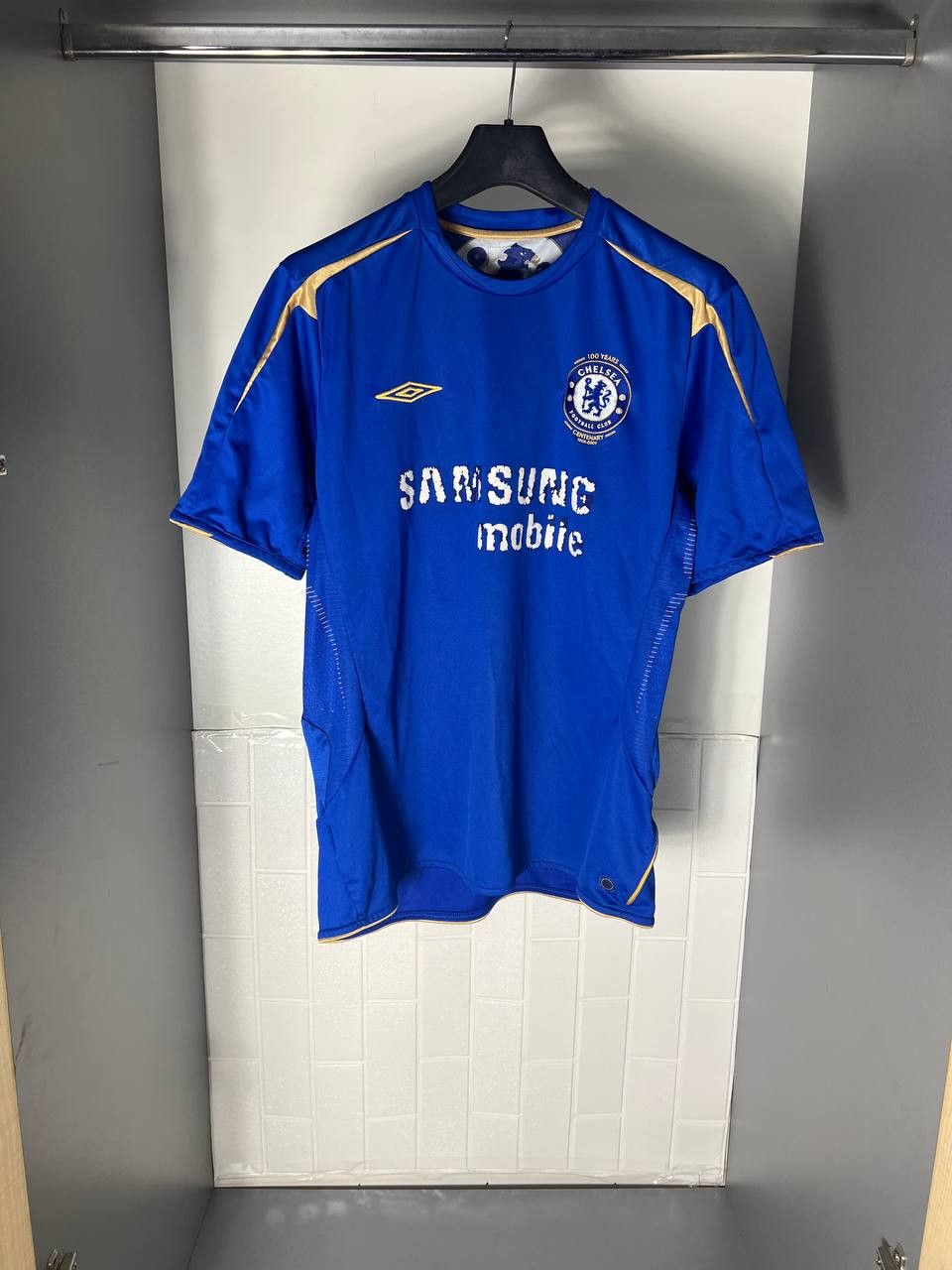 Umbro VINTAGE UMBRO FC CHELSEA LONDON ENGLAND SOCCER JERSEY RETRO Size US XL / EU 56 / 4 - 3 Thumbnail
