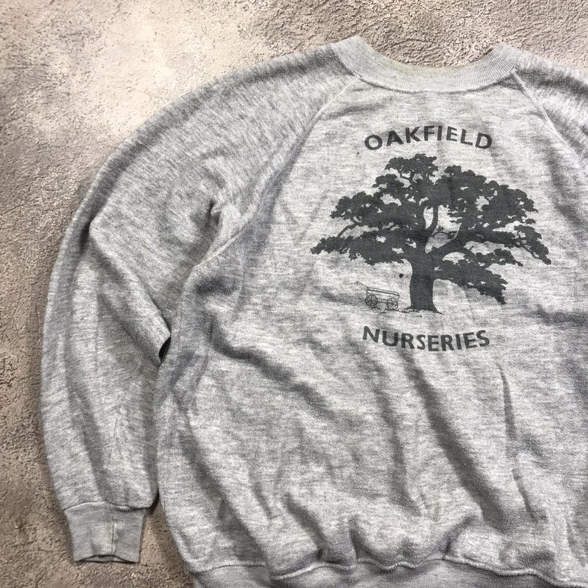Vintage Vintage Oakfield Nurseries Graphic Tee Sun Faded Streetwear Size US M / EU 48-50 / 2 - 3 Thumbnail