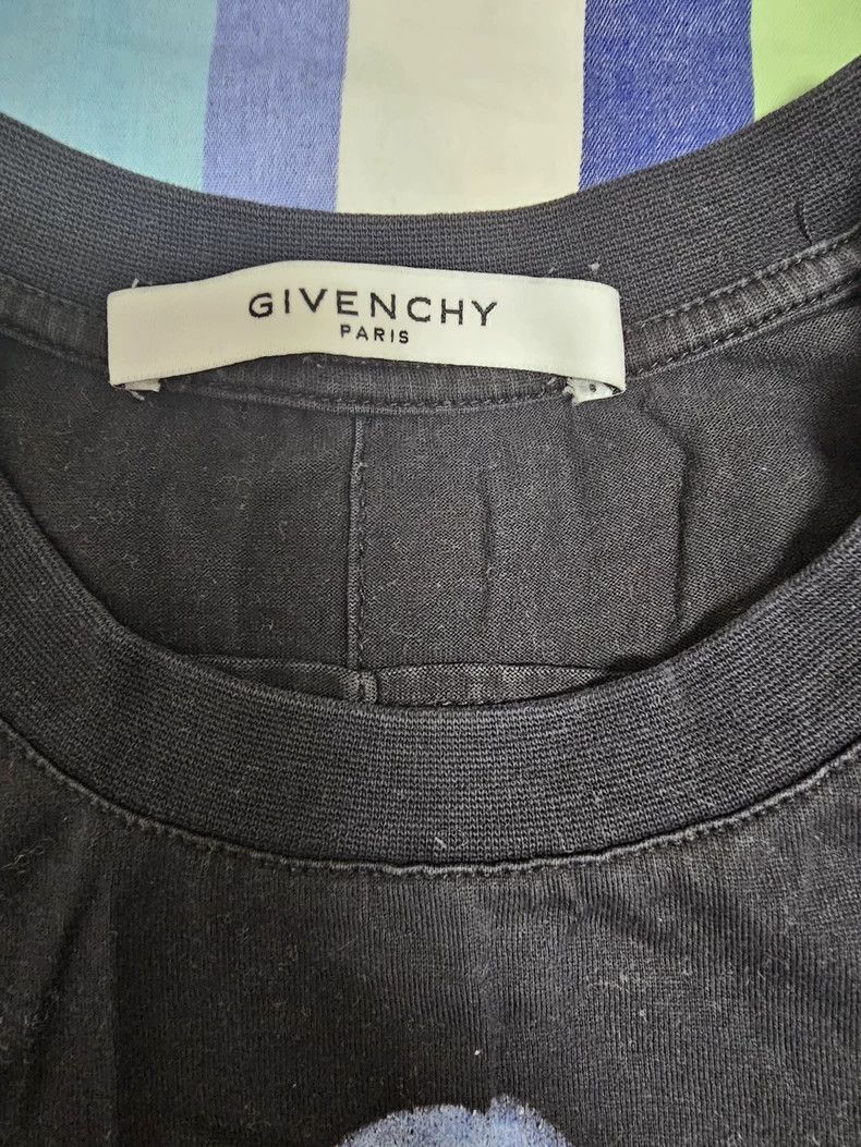 Givenchy Givenchy Printed shark men's and women's short sleeve T-sh Size M / US 6-8 / IT 42-44 - 3 Thumbnail