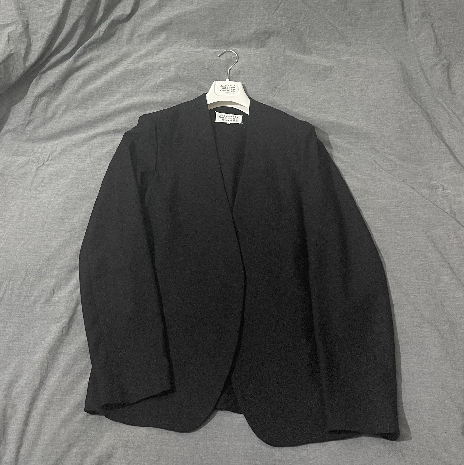 Maison Margiela Maison Margiela Collarless suit jacket 2501