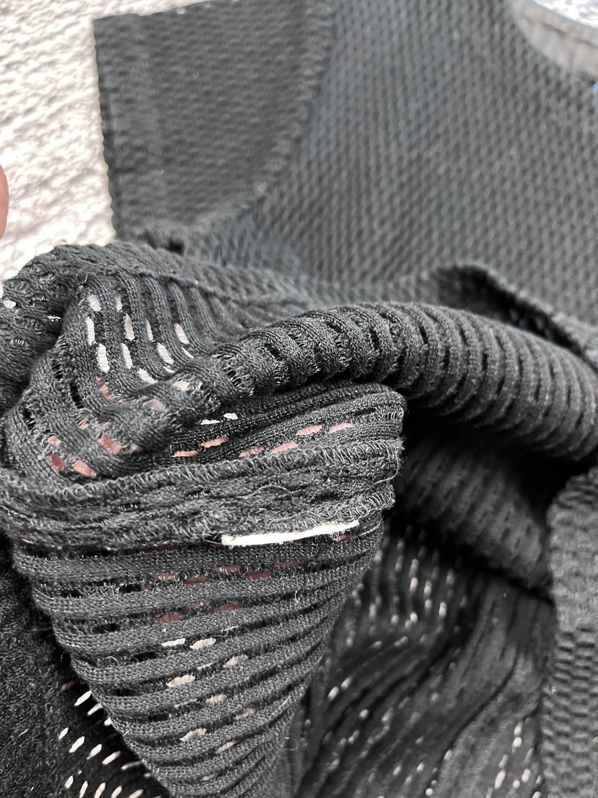 Gerard Darel Vintage Gerard Darel Leather Pocket Knit Mesh Top Tee Size XS / US 0-2 / IT 36-38 - 4 Thumbnail