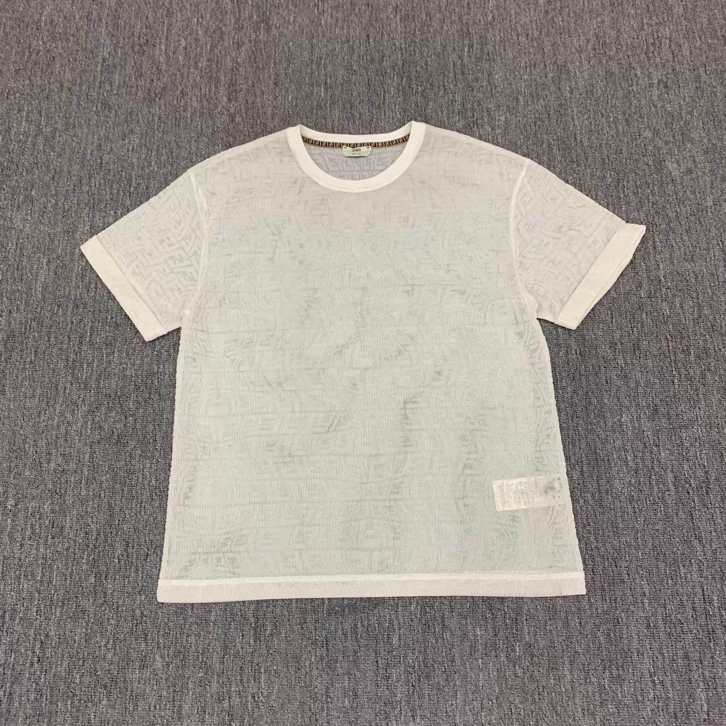 Fendi Fendi White FF Print Cutout SS M 95New JZ1812 Size US M / EU 48-50 / 2 - 1 Thumbnail