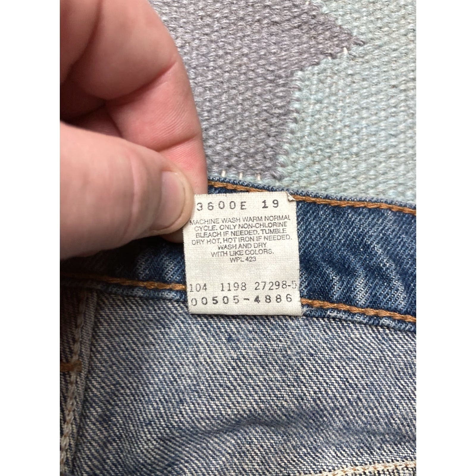 Levi's VINTAGE Levi’s 505 Jeans Straight Regular Men 30x33 Medium Wash Denim Skater Pants Blue Jeans Size US 30 / EU 46 - 8 Thumbnail