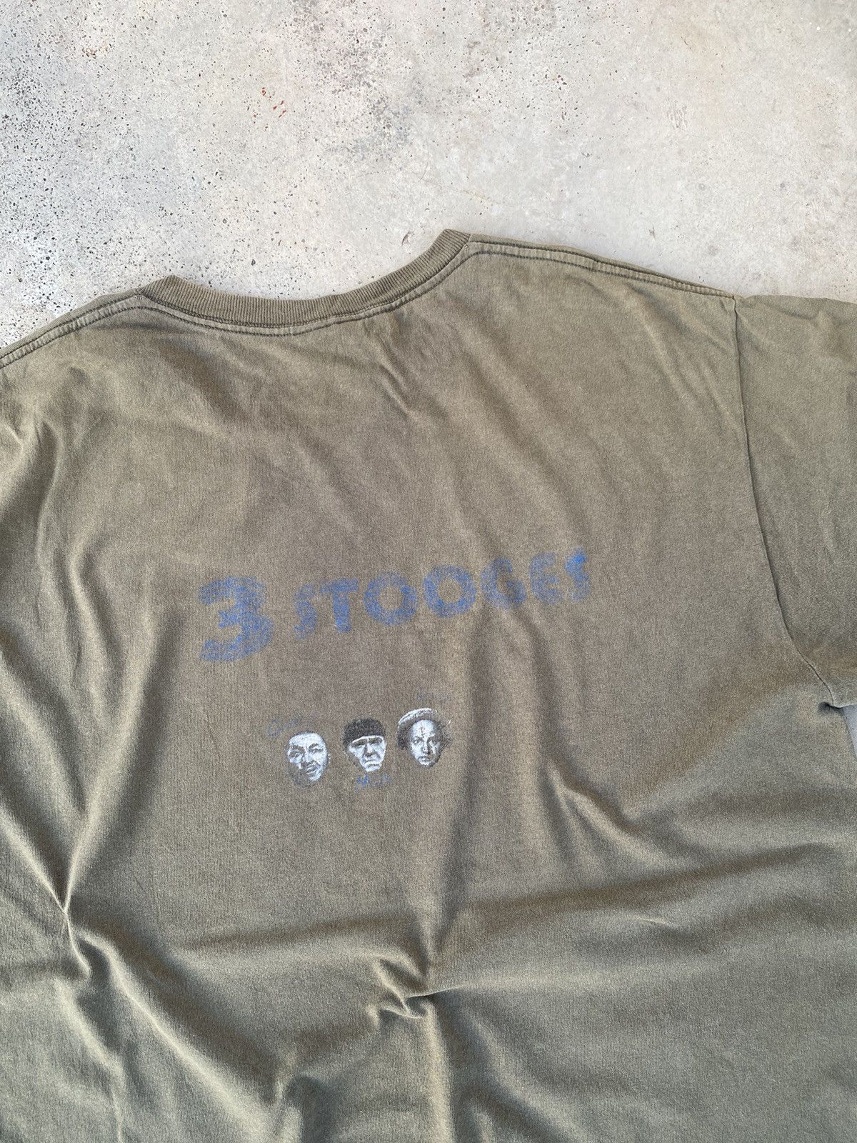 Vintage Vintage 90s The Three Stooges Faded Olive Green Size US L / EU 52-54 / 3 - 5 Thumbnail