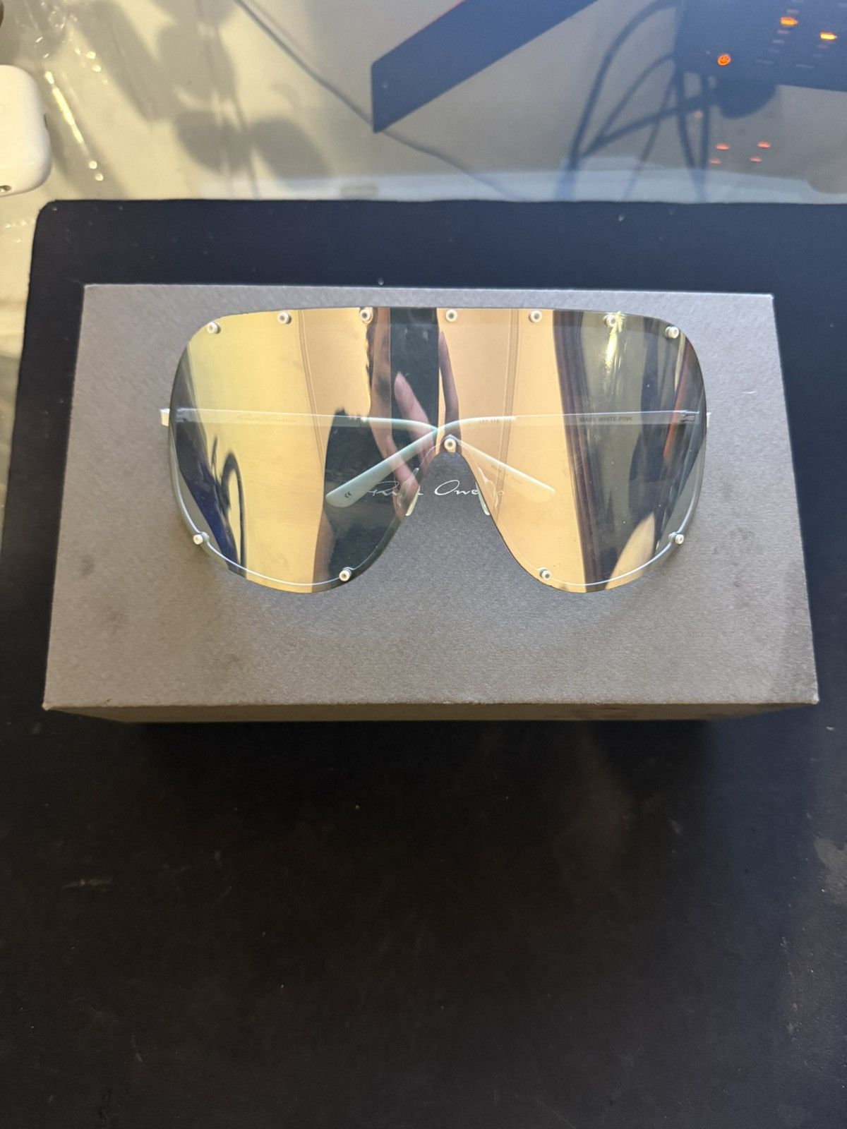 Rick Owens Rick Owens Shield Sunglasses Size ONE SIZE - 1 Thumbnail