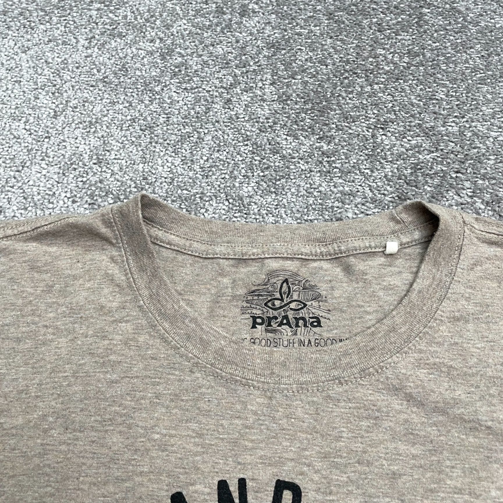 Prana Prana Graphic Shirt Mens XXL Brown Short Sleeve Cotton Tee Logo Breathable Outdoor Classic Mens Size US XXL / EU 58 / 5 - 4 Thumbnail