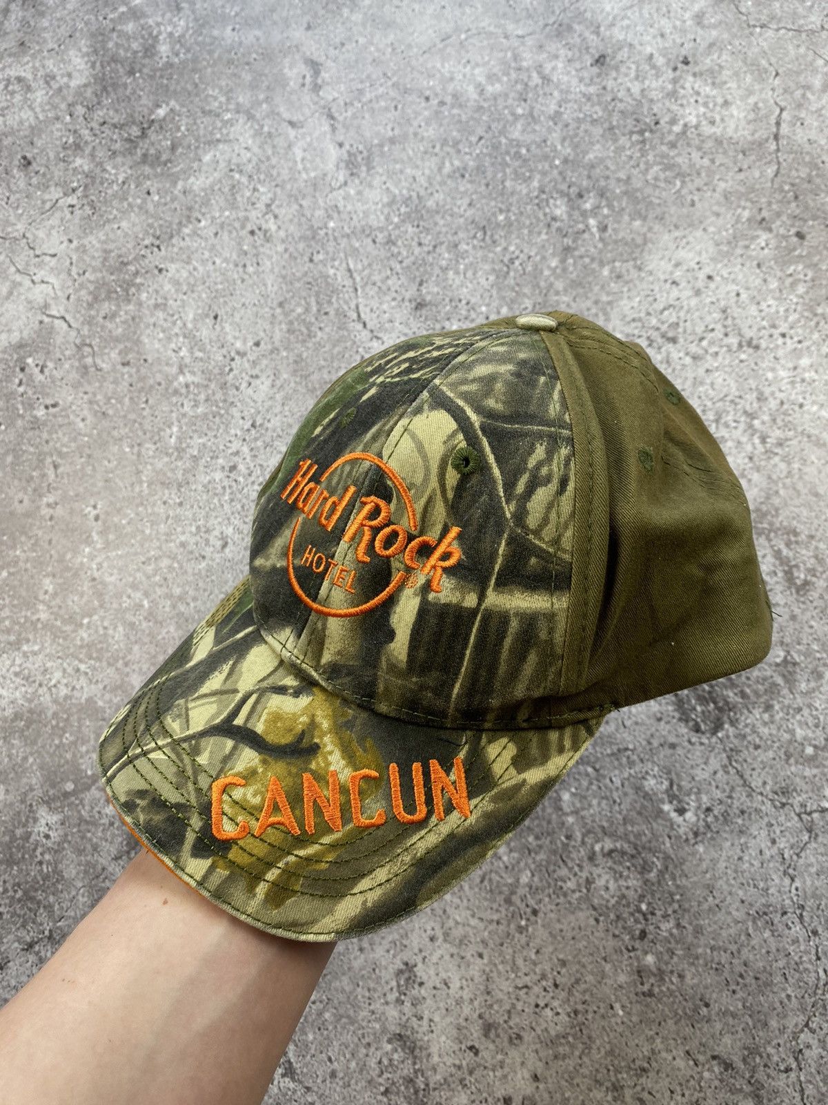 Hard Rock Cafe × Vintage Vintage Y2K Hard Rock real tree camo New York cap Size ONE SIZE - 2 Thumbnail