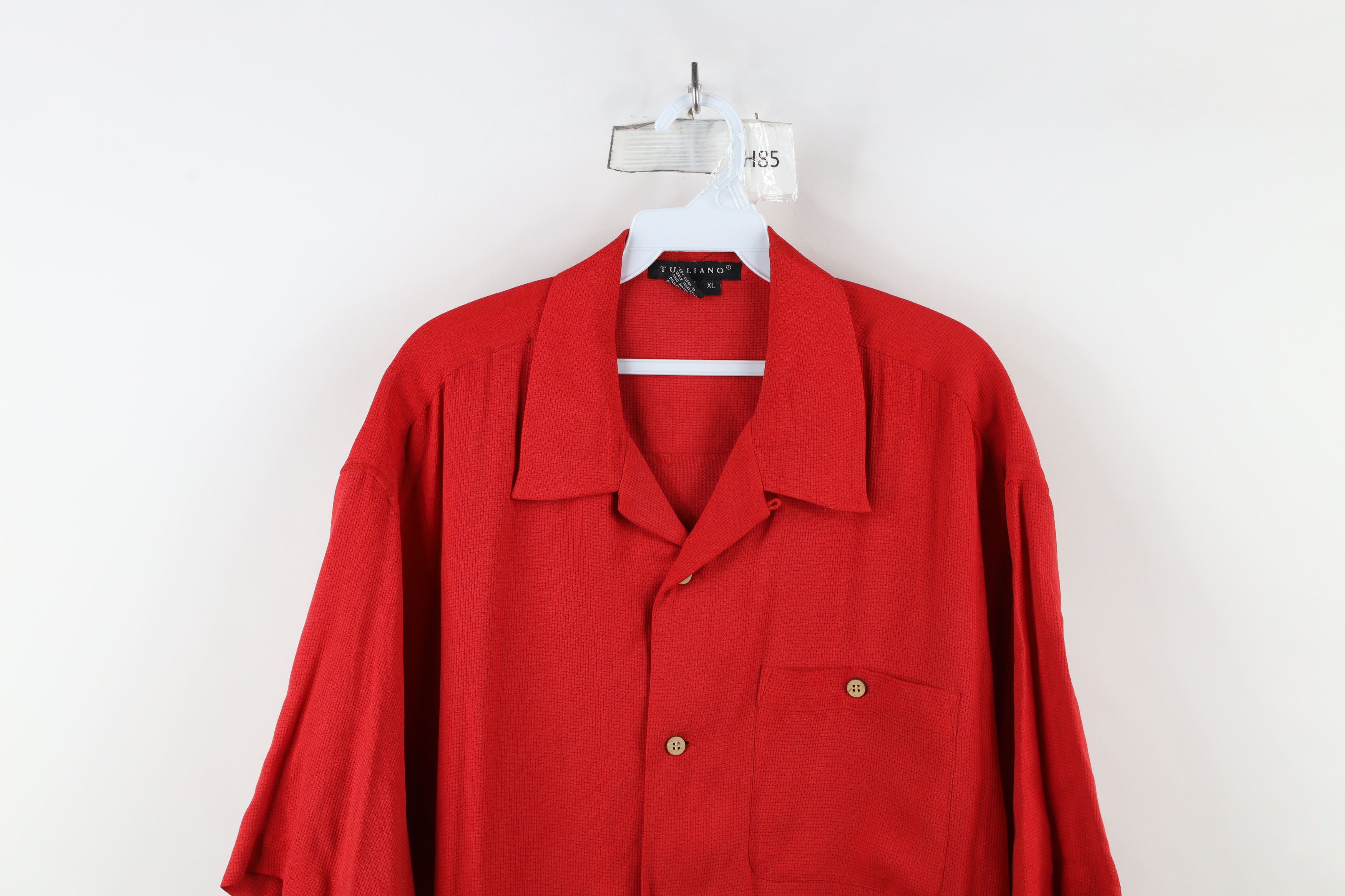 Vintage Vintage 90s Streetwear Silk Short Sleeve Button Shirt Red Size US XL / EU 56 / 4 - 2 Thumbnail