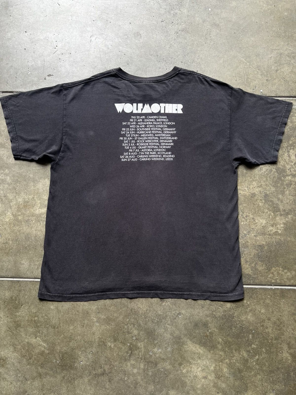Vintage 2005 Wolfmother Dimension Band Tour Tee Shirt Strokes Weezer Size US XL / EU 56 / 4 - 3 Thumbnail