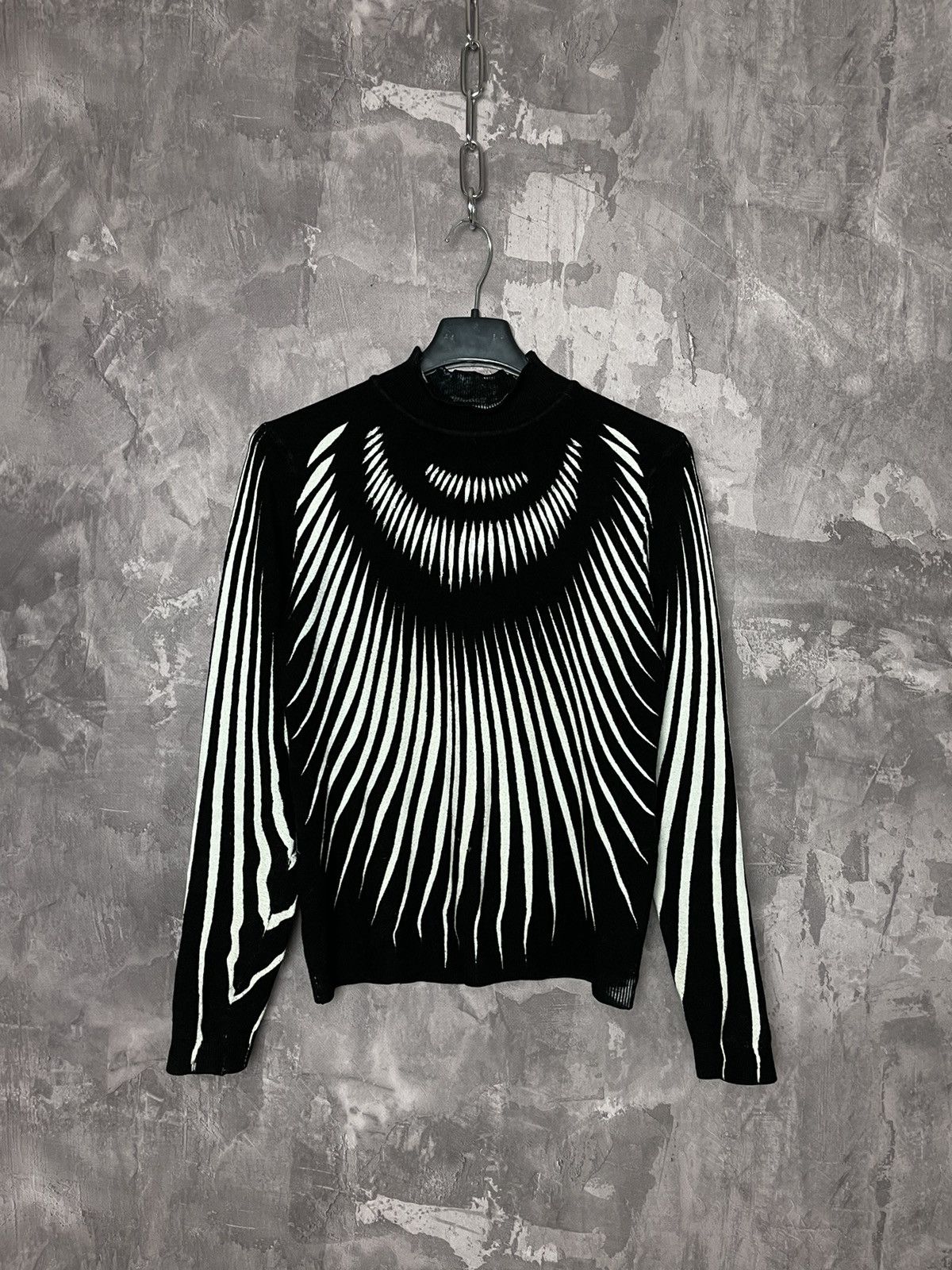 Vintage Vintage Y2K Japanese AFFLICTION Abstract Longsleeve 90 Style Size M / US 6-8 / IT 42-44 - 1 Thumbnail