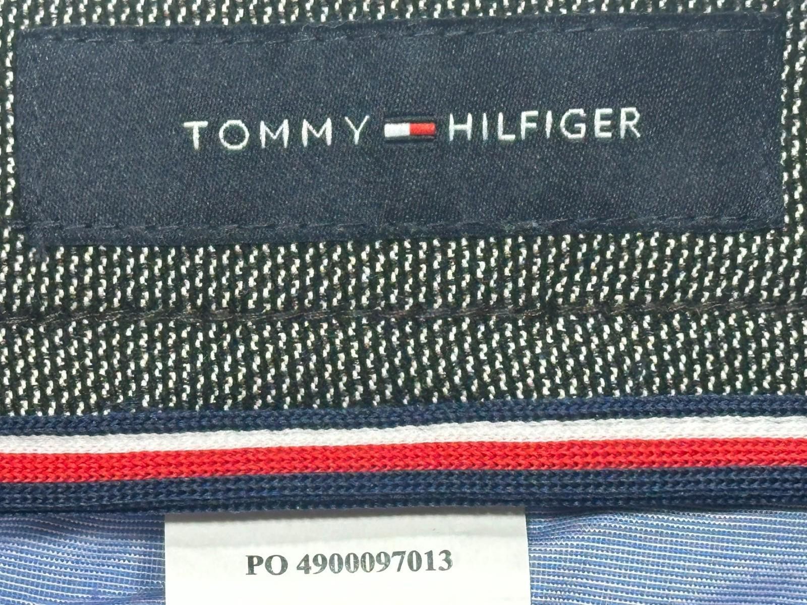 Tommy Hilfiger Tommy Hilfiger Flat Front Straight Leg Chinos Gray Men 42/30 Size US 42 / EU 58 - 5 Thumbnail