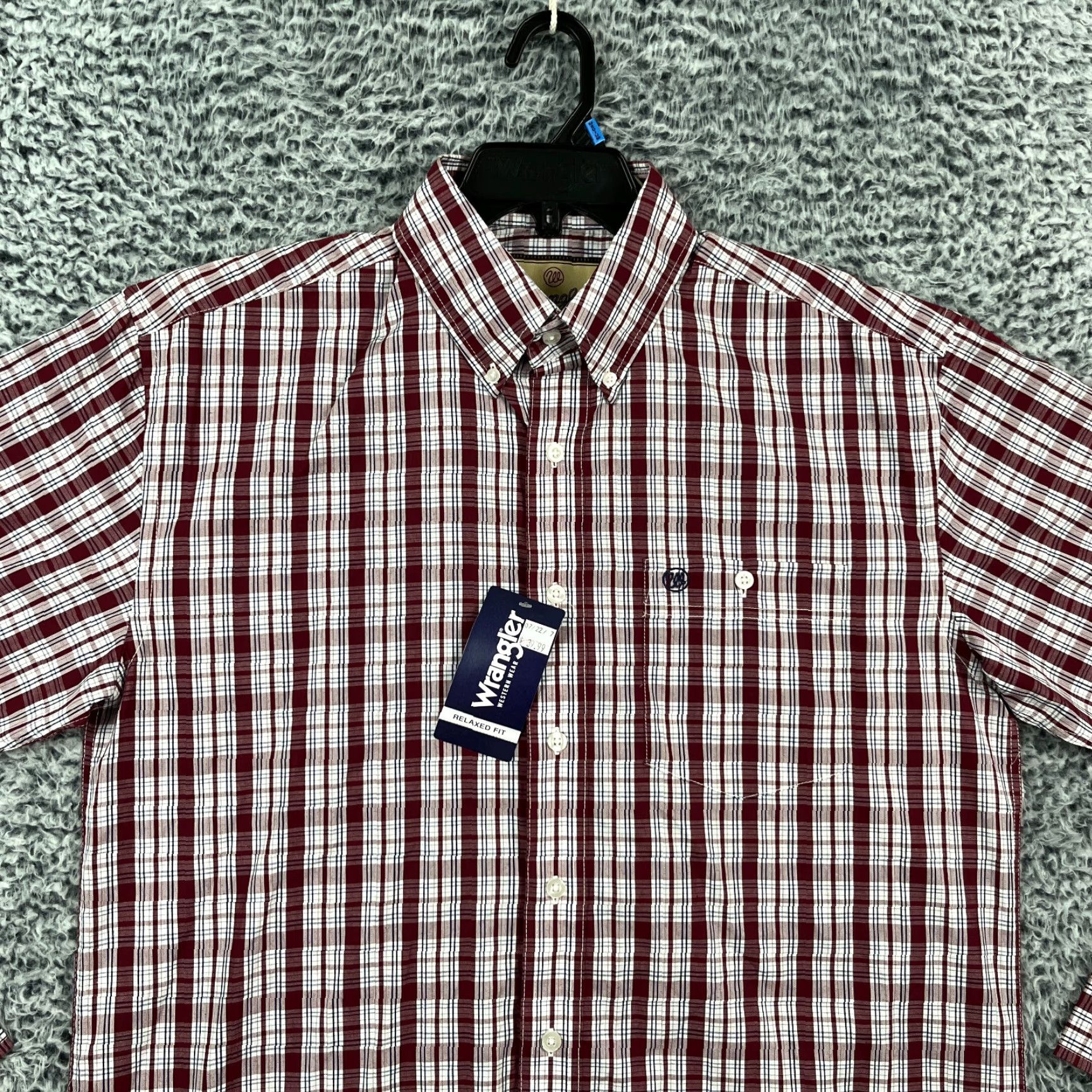 Wrangler Wrangler Shirt Mens Red White Plaid Western Button-Up Casual, Formal, Wedding, Cowboy Theme, M Size US M / EU 48-50 / 2 - 2 Thumbnail