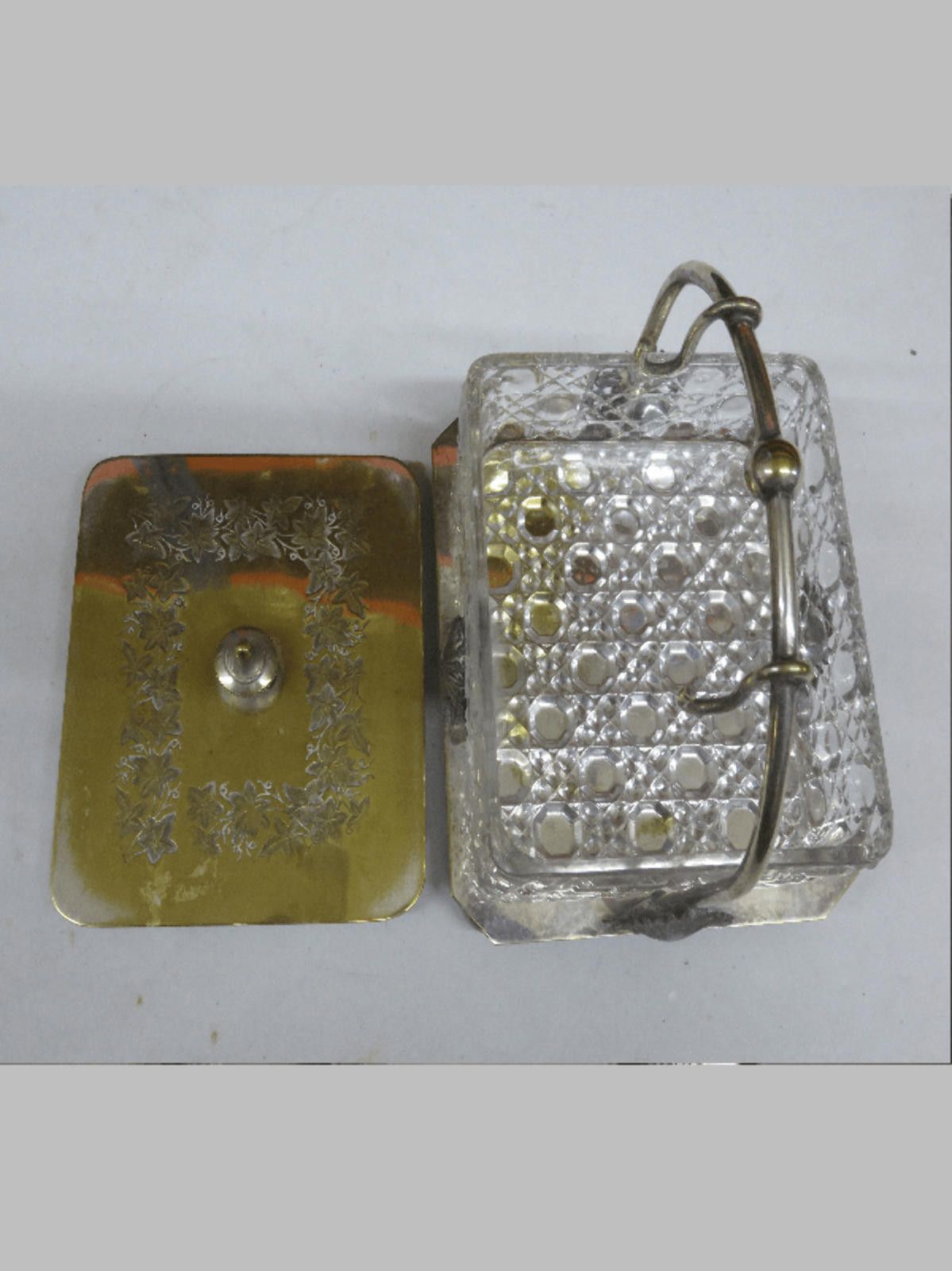 The Unbranded Brand Antique Cut Crystal Trinket Dish With Silver Plated Stand Size ONE SIZE - 1 Thumbnail