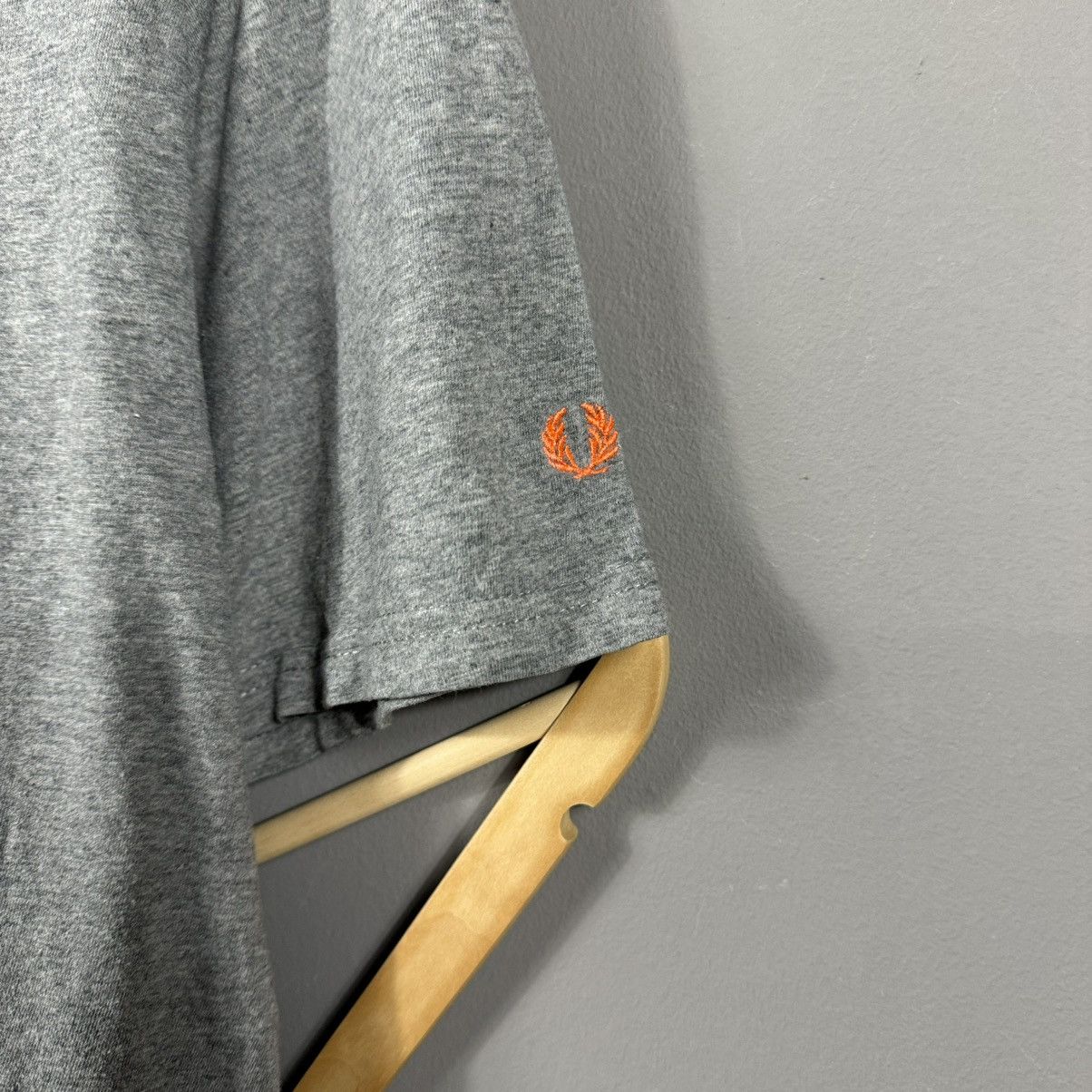 Fred Perry Fred Perry Orange Print T-shirt Size US XL / EU 56 / 4 - 3 Thumbnail