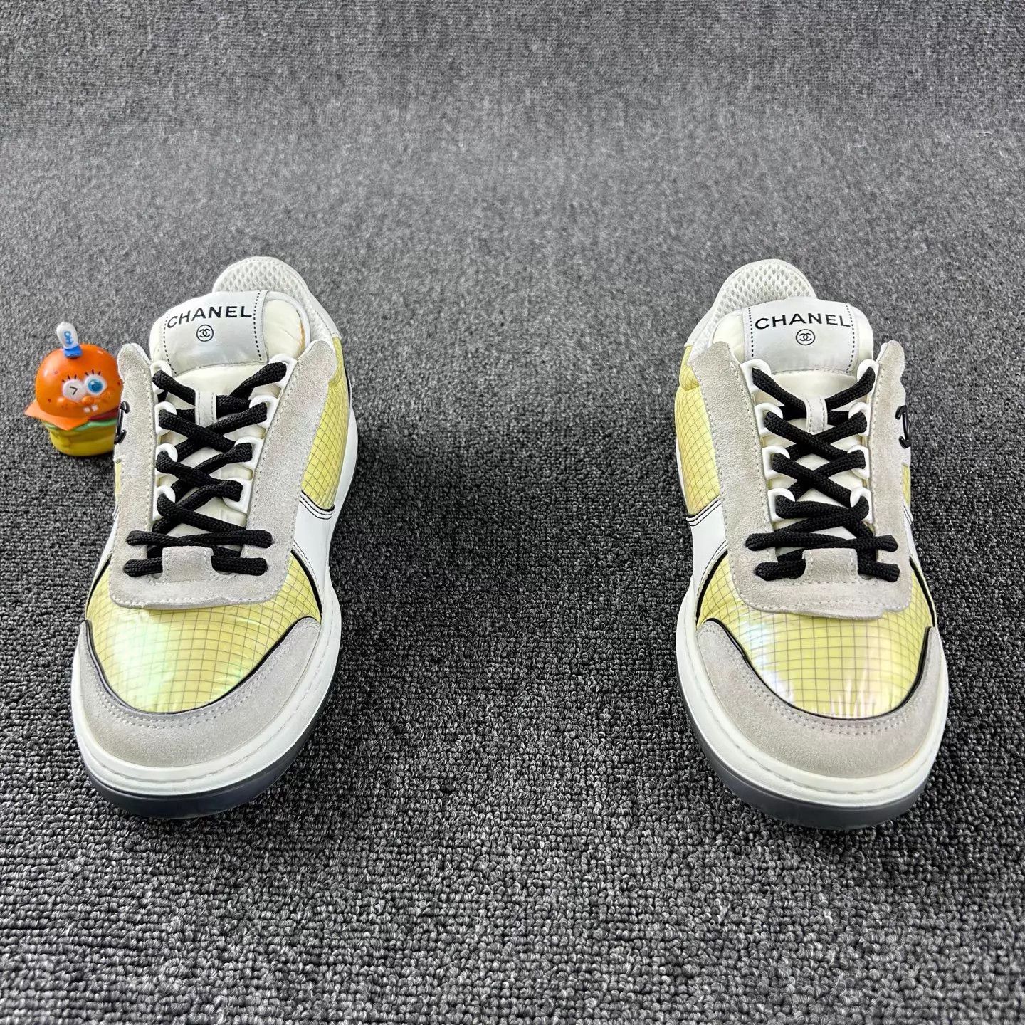 Chanel Chanel 23P sneakers EU36.5 lightly worn Size US 6 / IT 36 - 2 Thumbnail