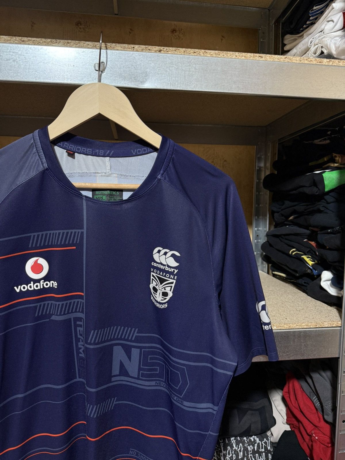 Nike × Vintage Canterbury Vodafone Warriors NRL Retro Rugby Jersey Size US L / EU 52-54 / 3 - 4 Thumbnail