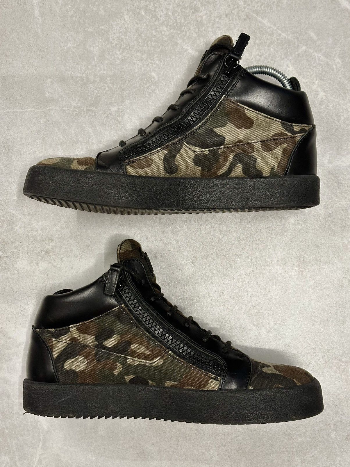 Giuseppe Zanotti Giuseppe Zanotti Kriss Camo + Black Zippers Sneaker 42 EU Size US 9 / EU 42 - 5 Thumbnail