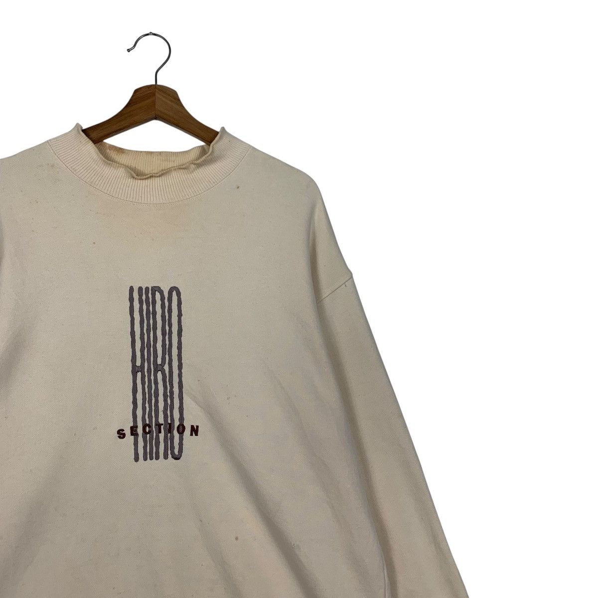Vintage 90's HIRO SECTION Big Logo Crewneck Sweater #3607-C165 Size US L / EU 52-54 / 3 - 4 Thumbnail