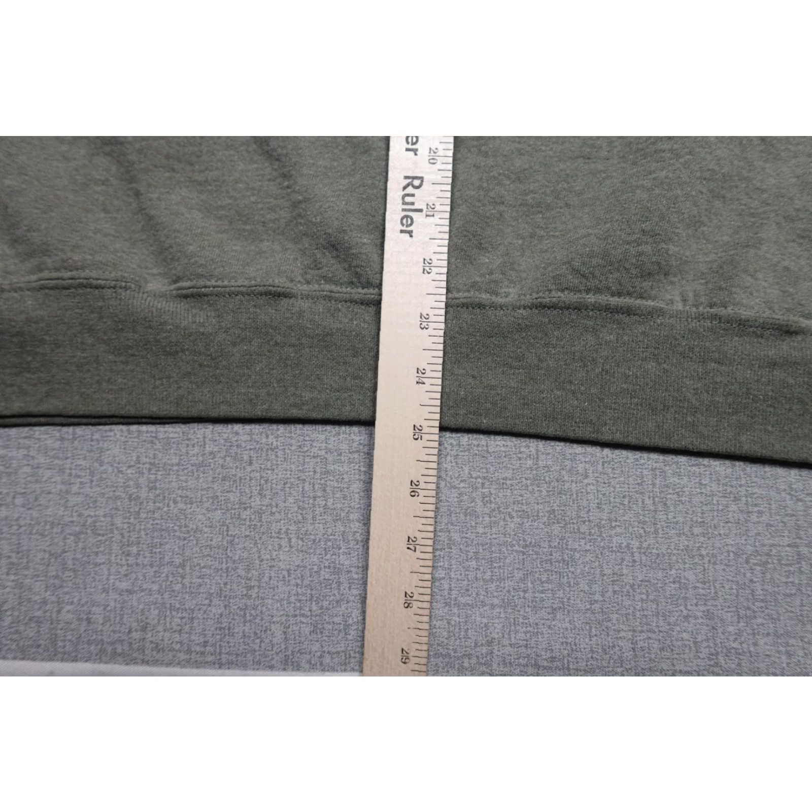 Russell Athletic VINTAGE Russell Athletic Crewneck Mens Large Green Fleece Pullover Sweatshirt Size US L / EU 52-54 / 3 - 7 Thumbnail