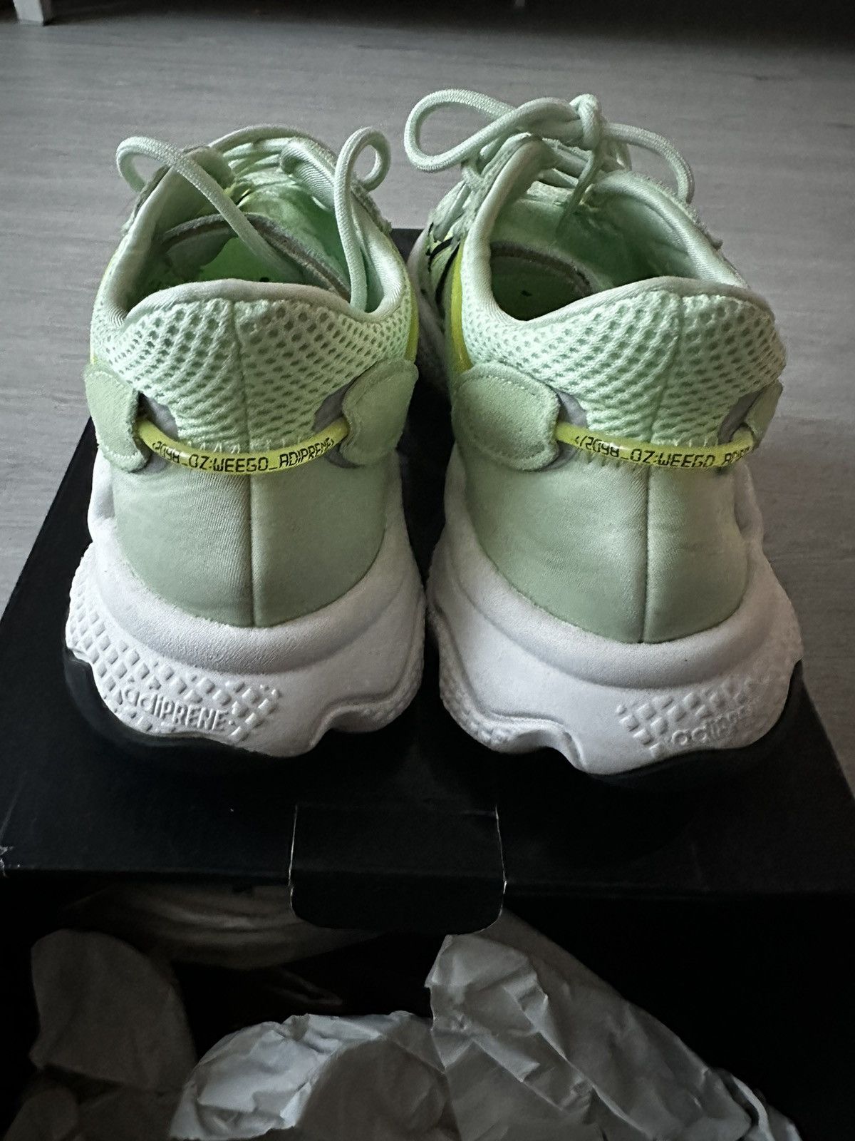 Adidas Adidas Ozweego Size US 10.5 / EU 43-44 - 6 Thumbnail