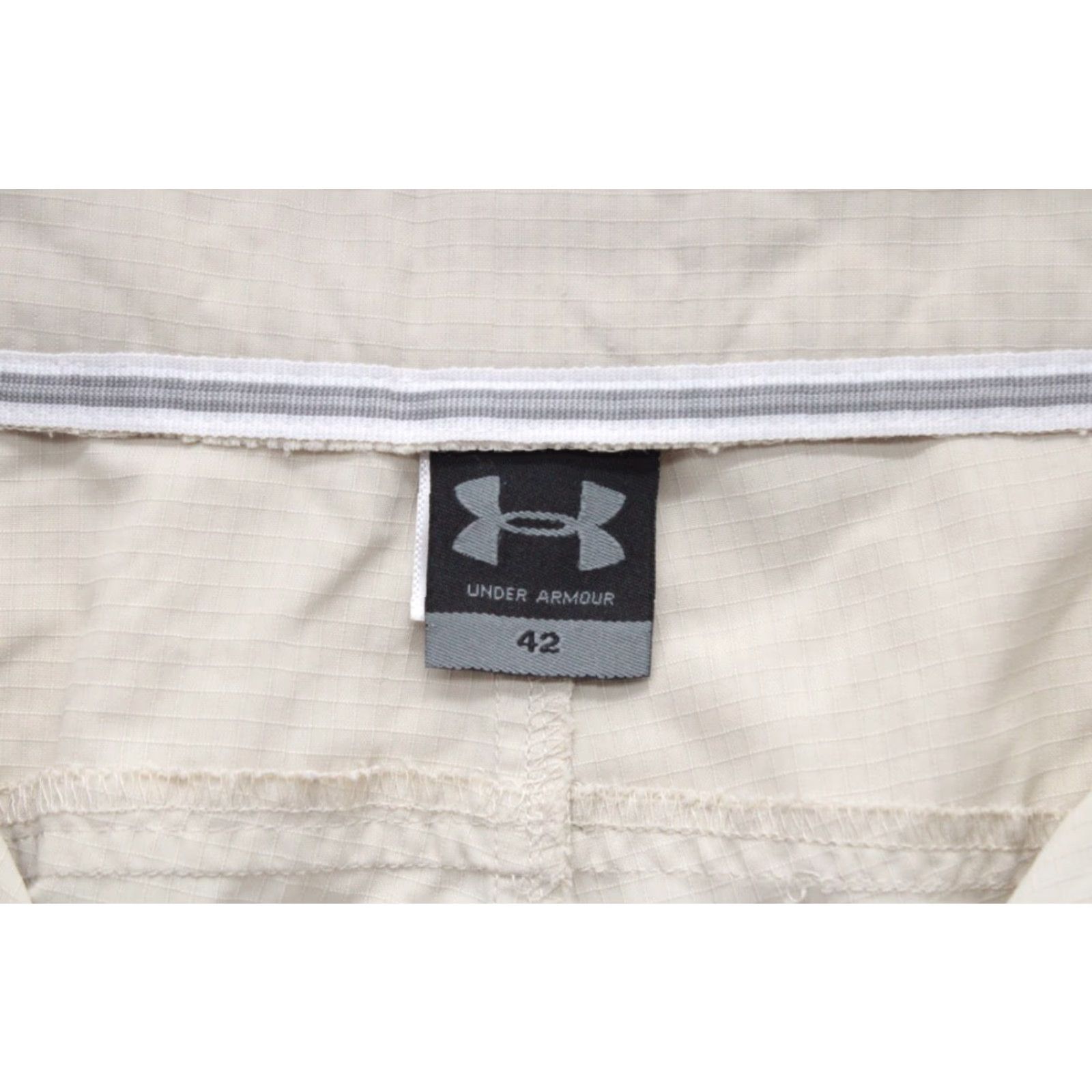 Under Armour Under Armour Cargo Shorts Mens 42 Rip Stop Nylon Khaki Tan Snap Flap Pockets Size US 42 / EU 58 - 2 Thumbnail