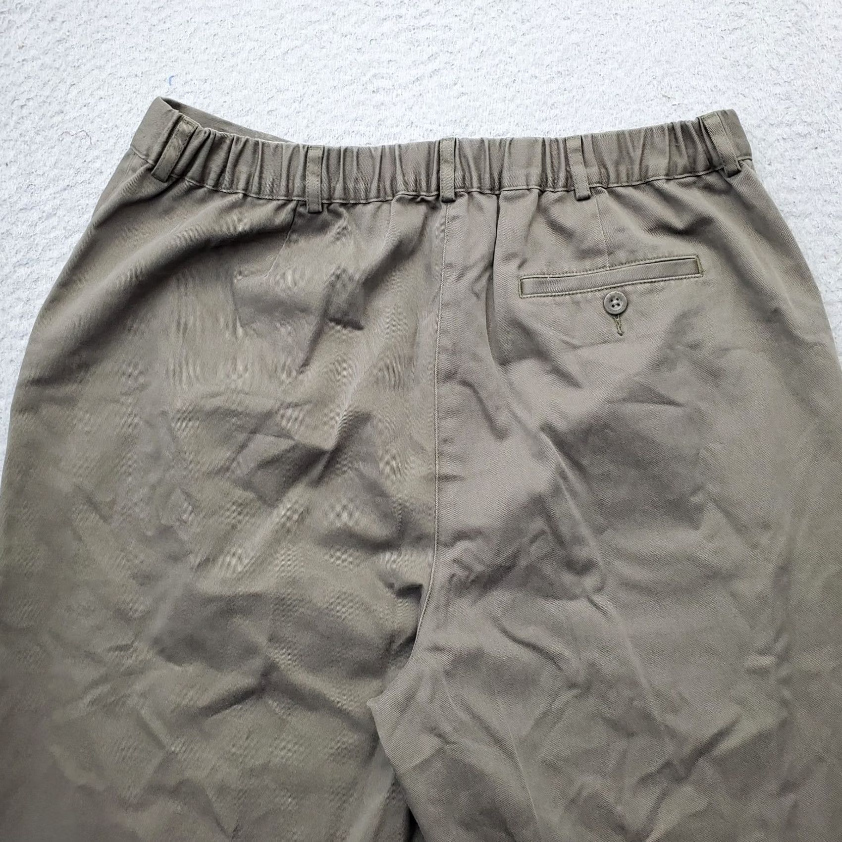 Vintage L.L. Bean Pants Womens Size 16 Green Original Fit Slash Pocket Cotton Straight Leg Shirt? Size 38" / US 16 / IT 52 - 8 Thumbnail