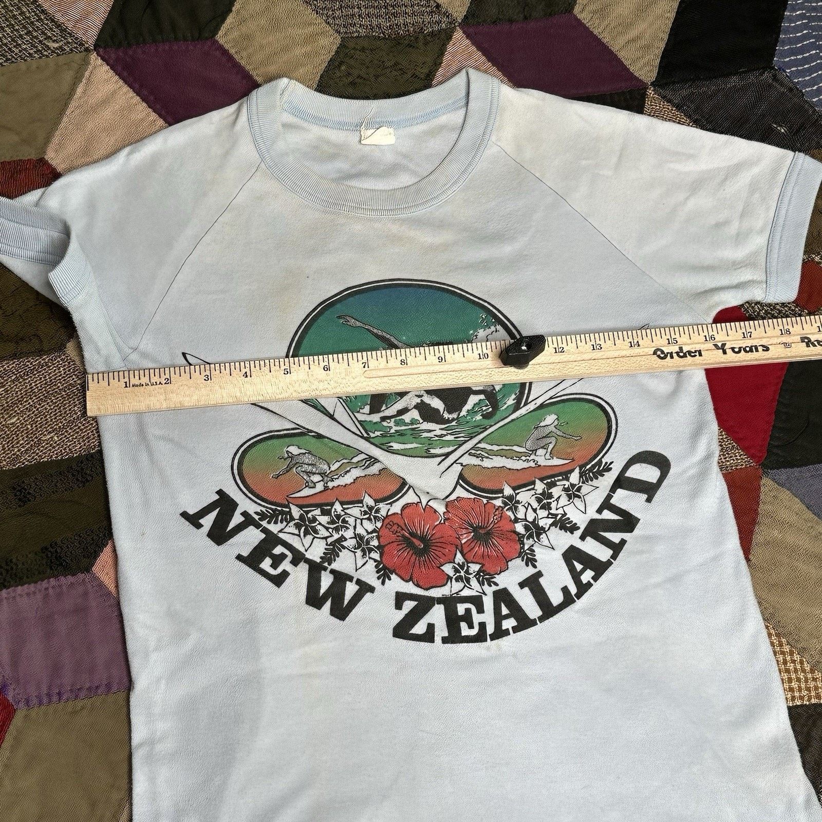 Vintage VTG 70s Endeavor New Zealand Surfer Graphic Raglan Tee Size US S / EU 44-46 / 1 - 5 Thumbnail