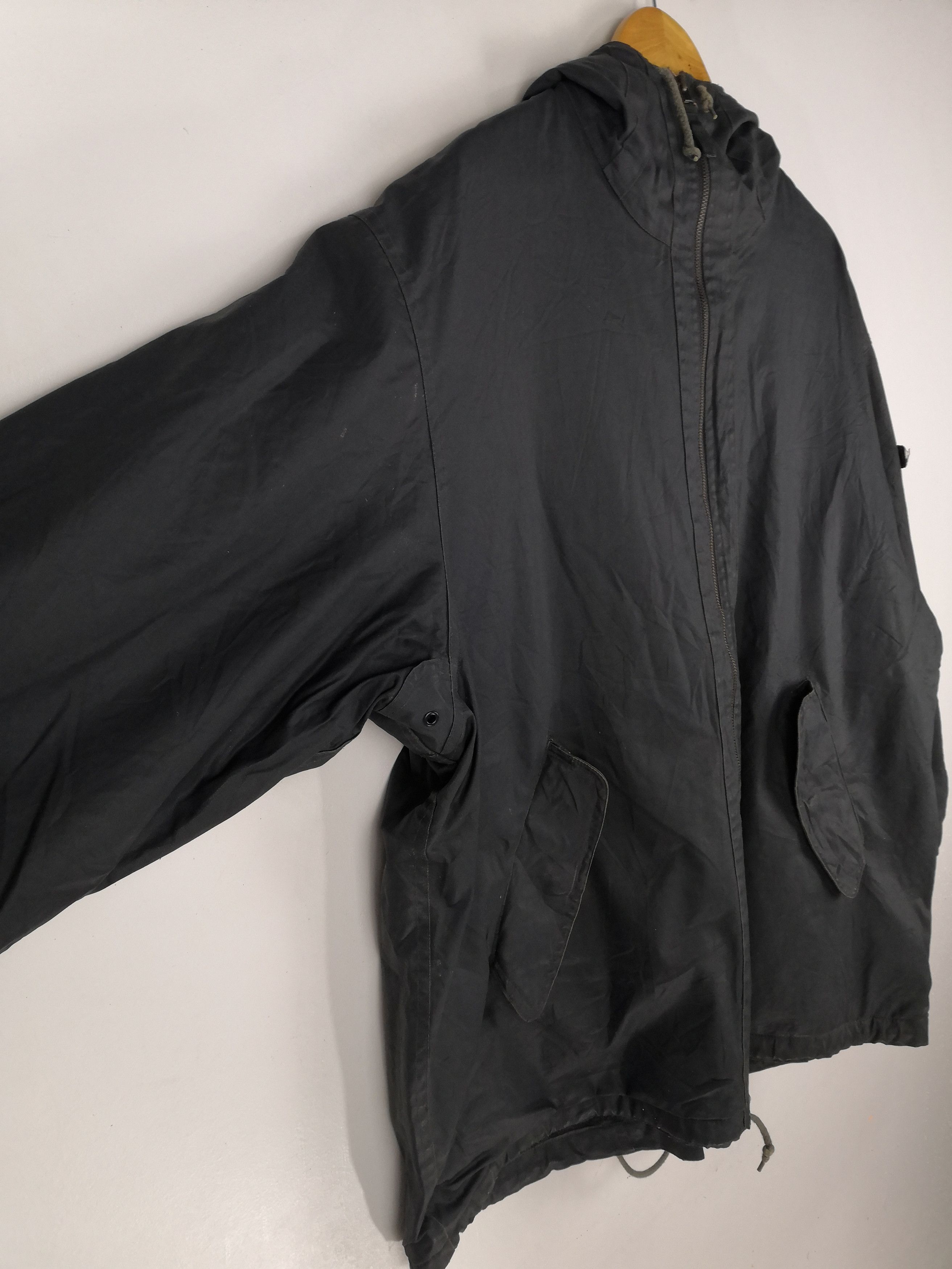 Chevignon Vintage Chevignon Hoodie Jacket Marine Snow Parka Size US L / EU 52-54 / 3 - 5 Thumbnail
