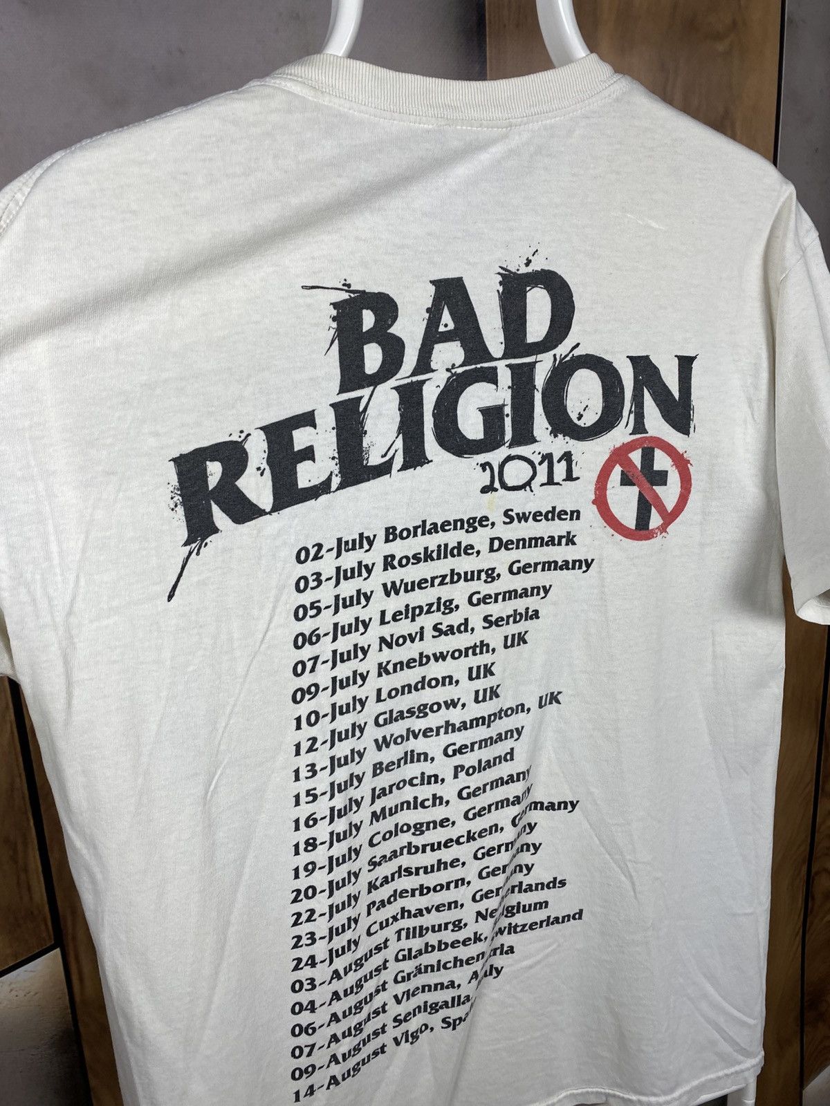 Band Tees 💀Vintage 2011 T-Shirt Bad Religion Rock Band Tour VTG Tee💀 Size US M / EU 48-50 / 2 - 12 Thumbnail