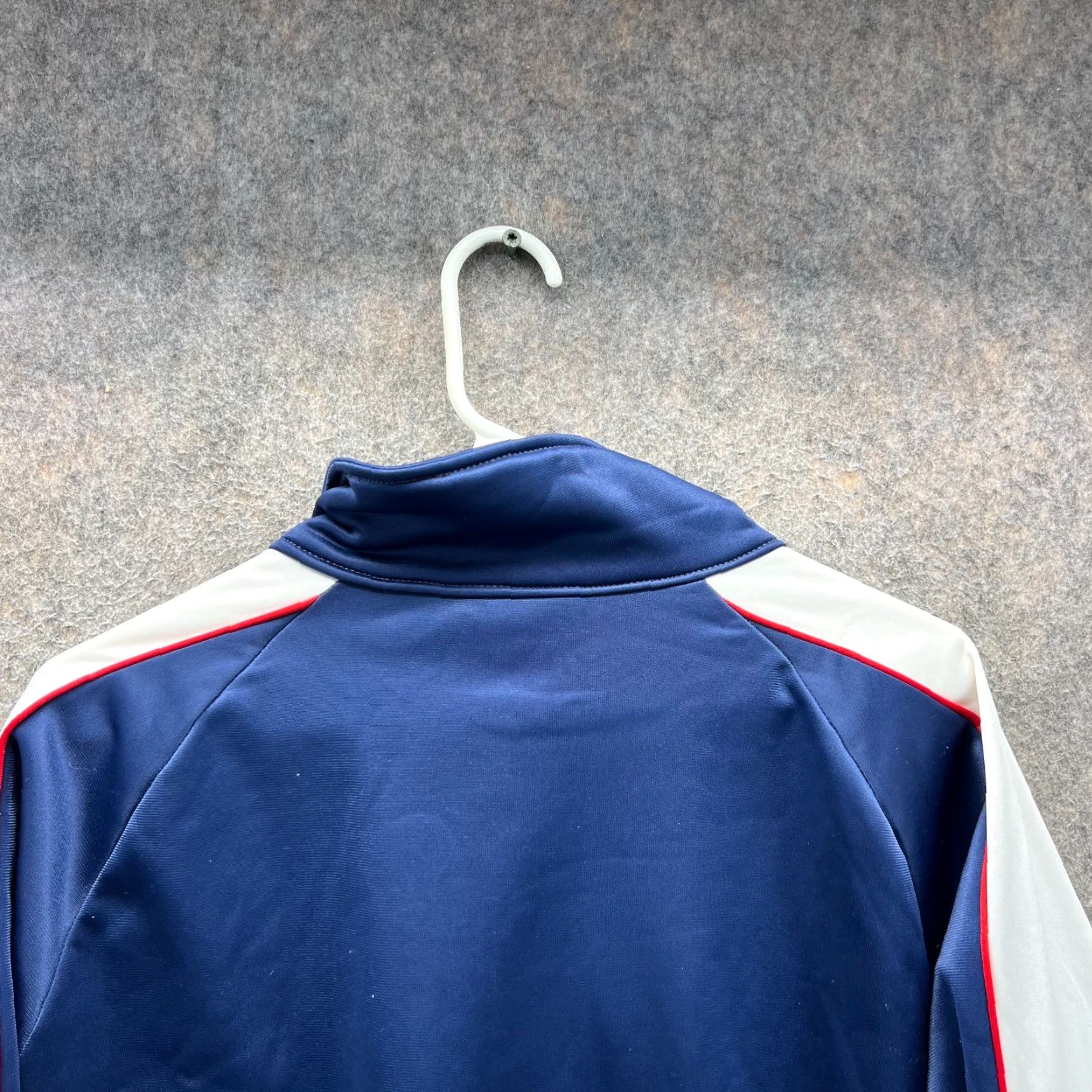 Nike VINTAGE Nike Jacket Mens XL Blue Red Full Zip Track Windbreaker Y2K USA Size US XL / EU 56 / 4 - 3 Thumbnail