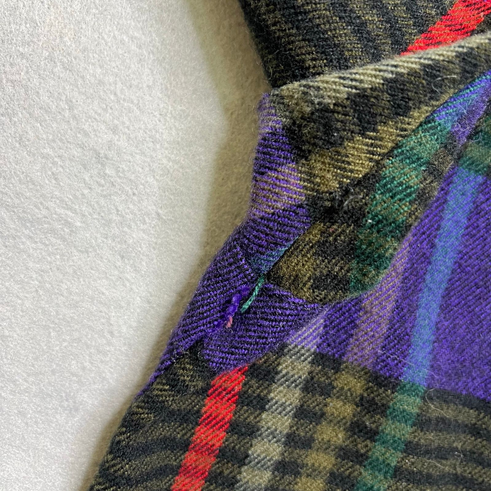 Vintage Vintage 90s Wool Blend Flannel Shirt Mens M/L Purple Plaid Size US L / EU 52-54 / 3 - 8 Thumbnail