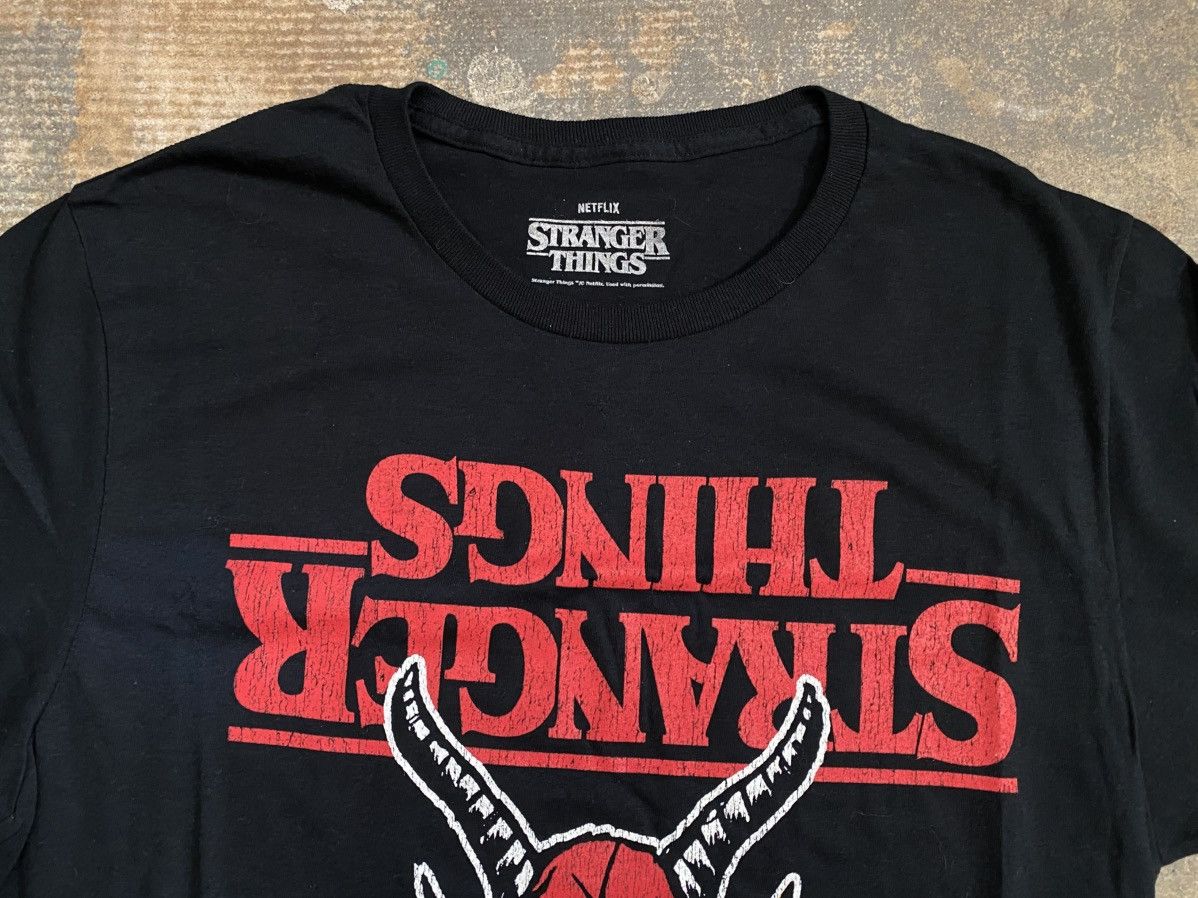 Other Rare Stranger Things Demogorgen Tshirt Size M Size US M / EU 48-50 / 2 - 2 Thumbnail