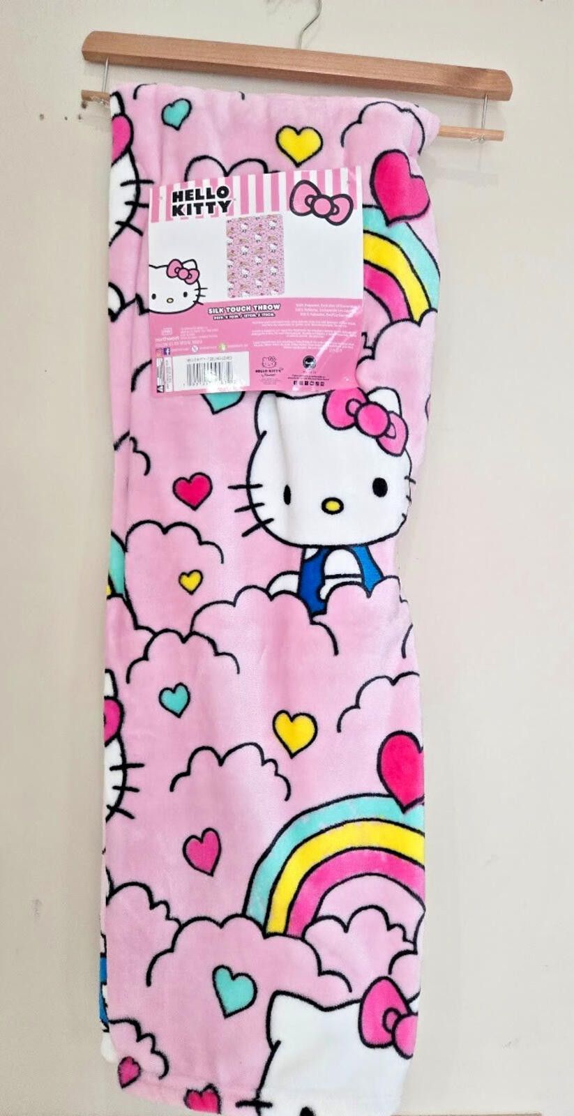 Other Hello Kitty Blanket NEW Oversized Printed Throw 50"x70" NWT Size ONE SIZE - 1 Thumbnail