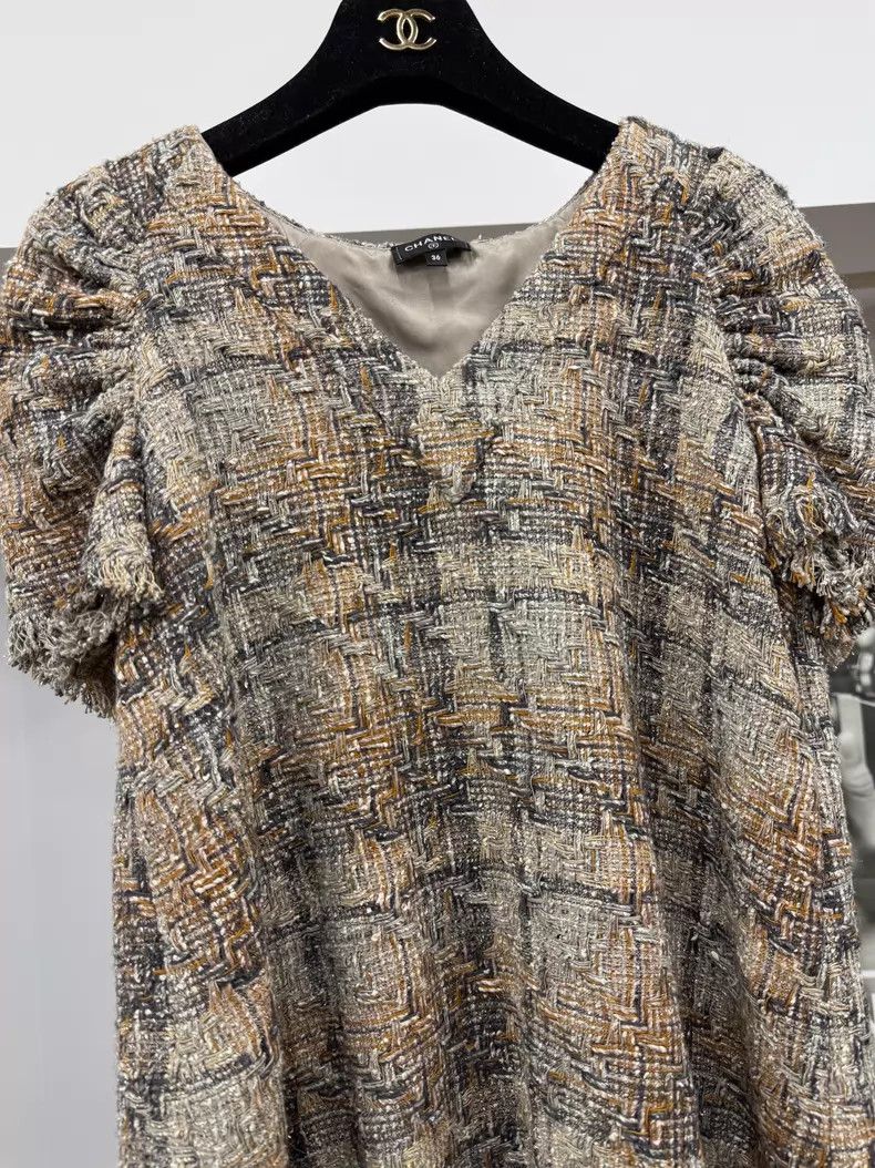 Chanel Greek series V-neck tassel tweed short sleeves
