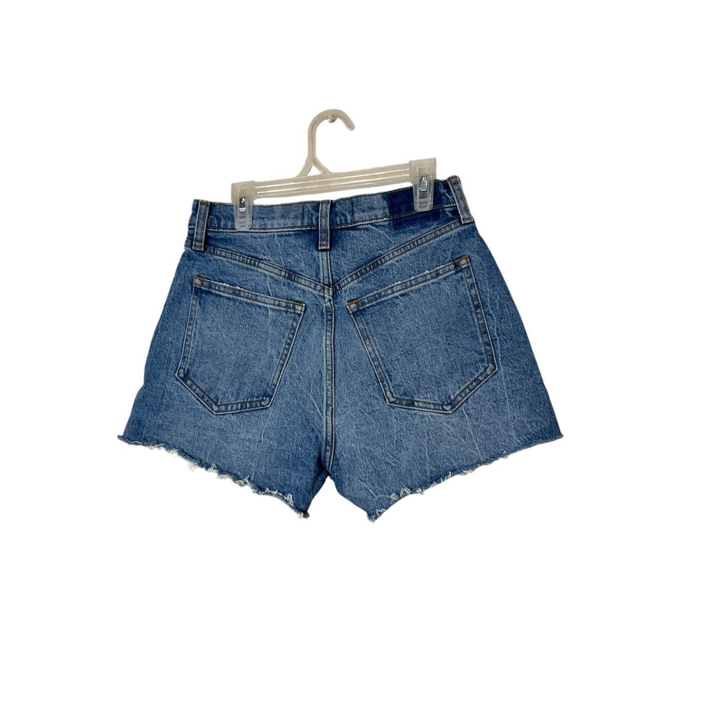 Abercrombie & Fitch Abercrombie & Fitch High Rise Mom Shorts Size 25/0 NWT Size 25" / US 0 / IT 36 - 4 Thumbnail