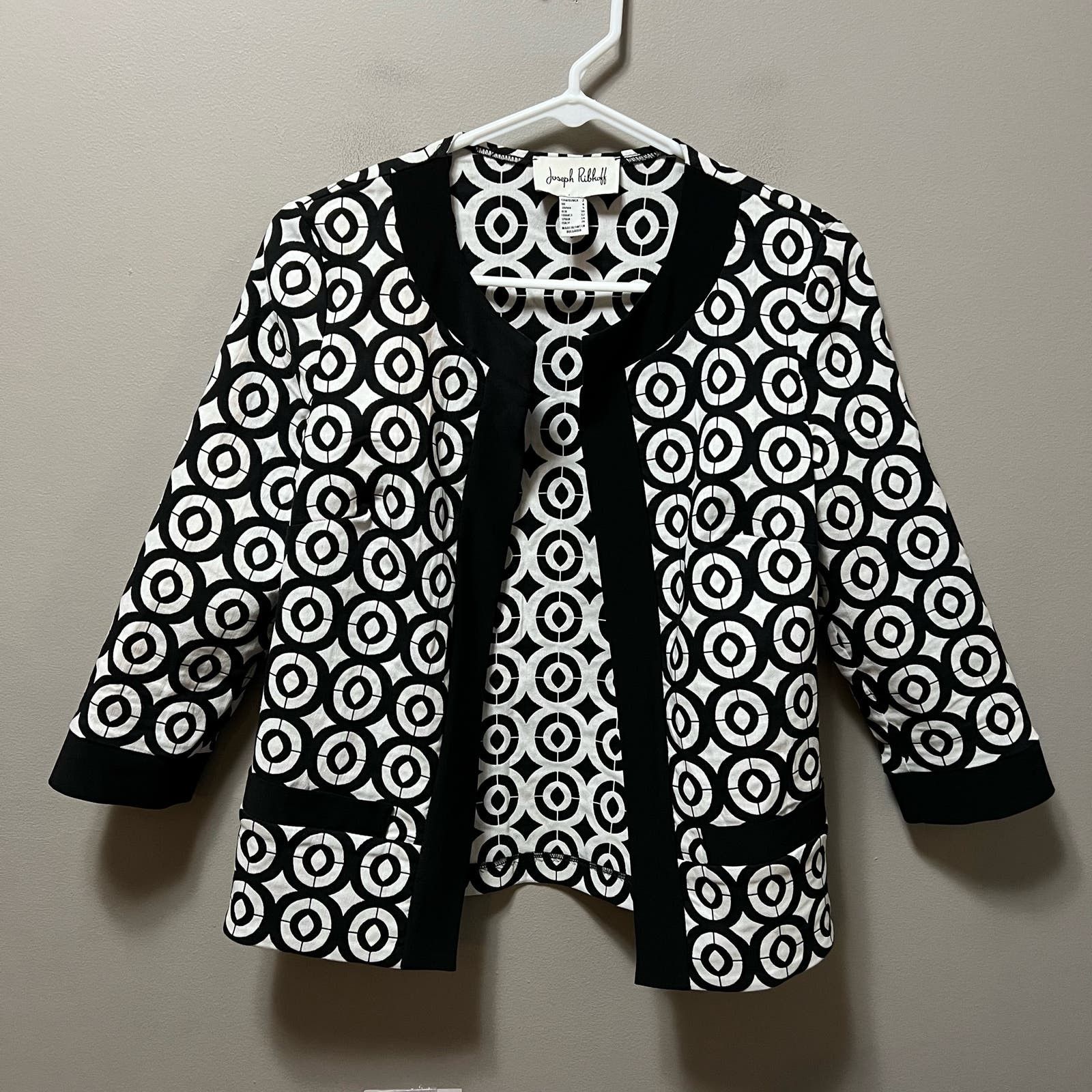 Joseph Ribkoff Monochrome Circular Print Jacket size 2