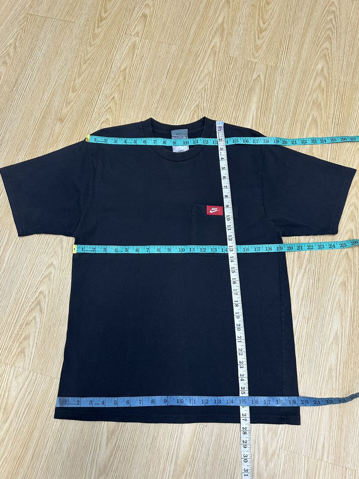 Nike Nike Y2K Single Pocket Limited Tshirt A439 Size US M / EU 48-50 / 2 - 5 Thumbnail